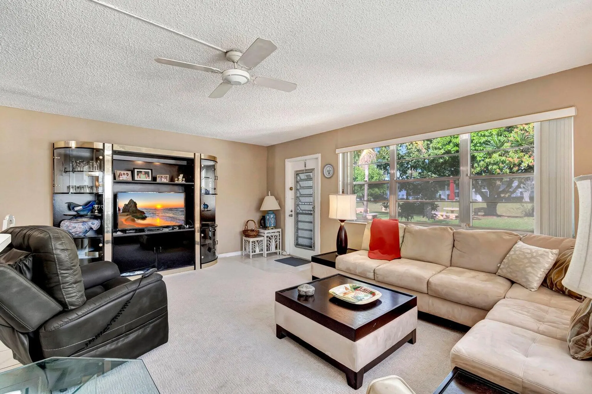 Property Slideshow image 7 of 23 | 5 markham a, Deerfield Beach, FL, 33442