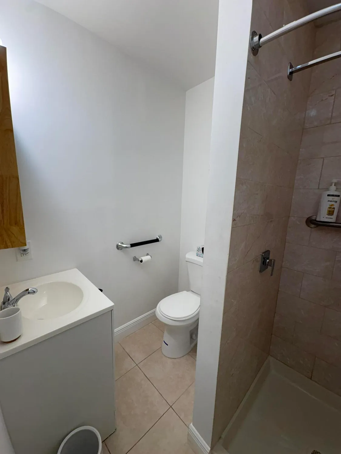 Property Slideshow image 21 of 33 | 138 waltham f, West Palm Beach, FL, 33417