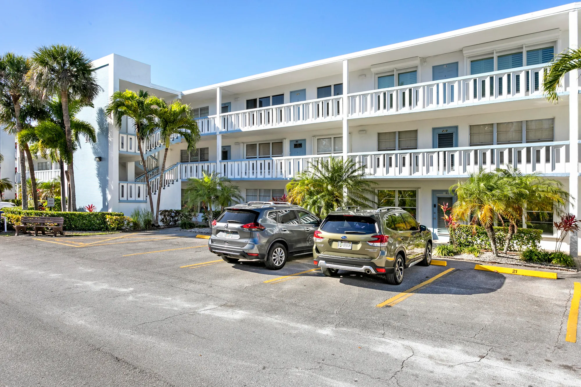 Property Slideshow image 27 of 27 | 310 wellington m, West Palm Beach, FL, 33417