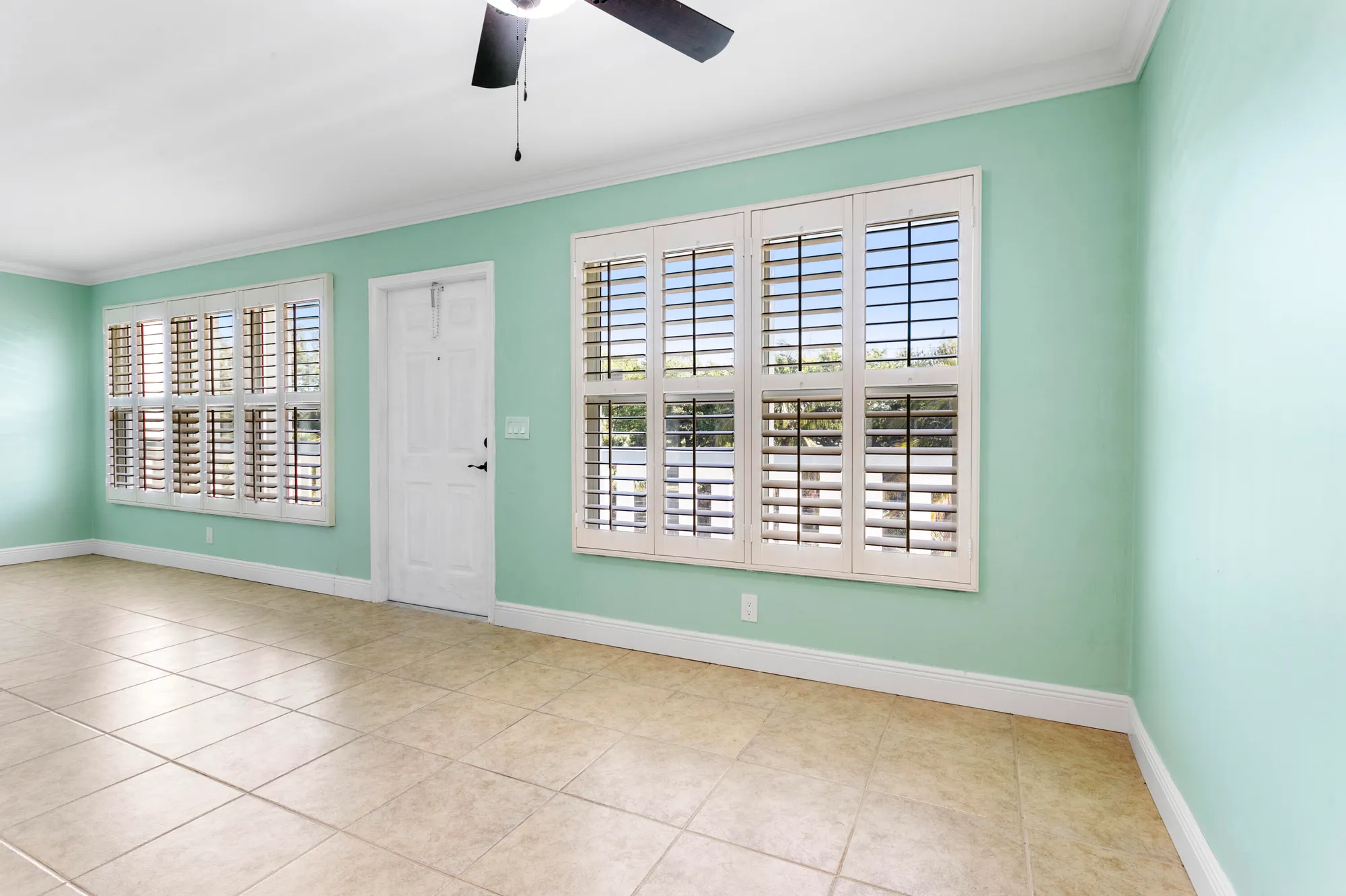 Property Slideshow image 3 of 27 | 310 wellington m, West Palm Beach, FL, 33417