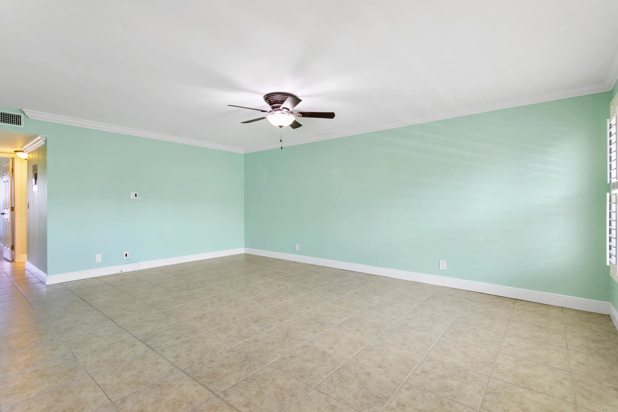 Property Slideshow image 20 of 27 | 310 wellington m, West Palm Beach, FL, 33417