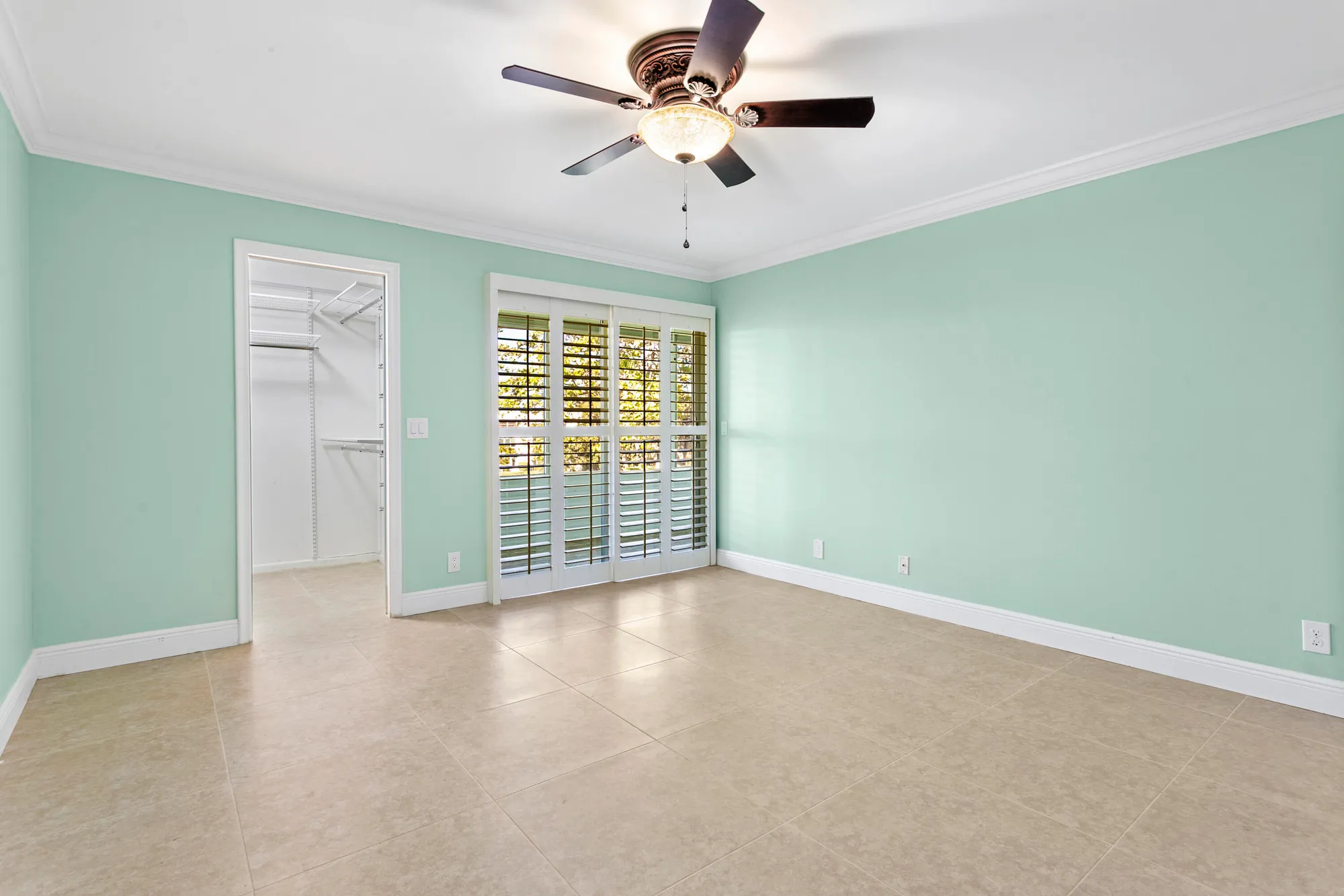 Property Slideshow image 7 of 27 | 310 wellington m, West Palm Beach, FL, 33417