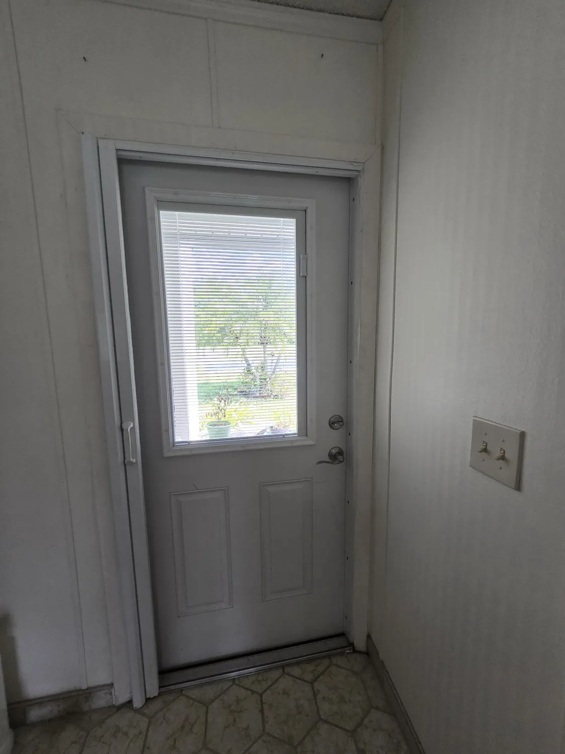 Property Slideshow image 3 of 38 | 222 lake constance dr, West Palm Beach, FL, 33411