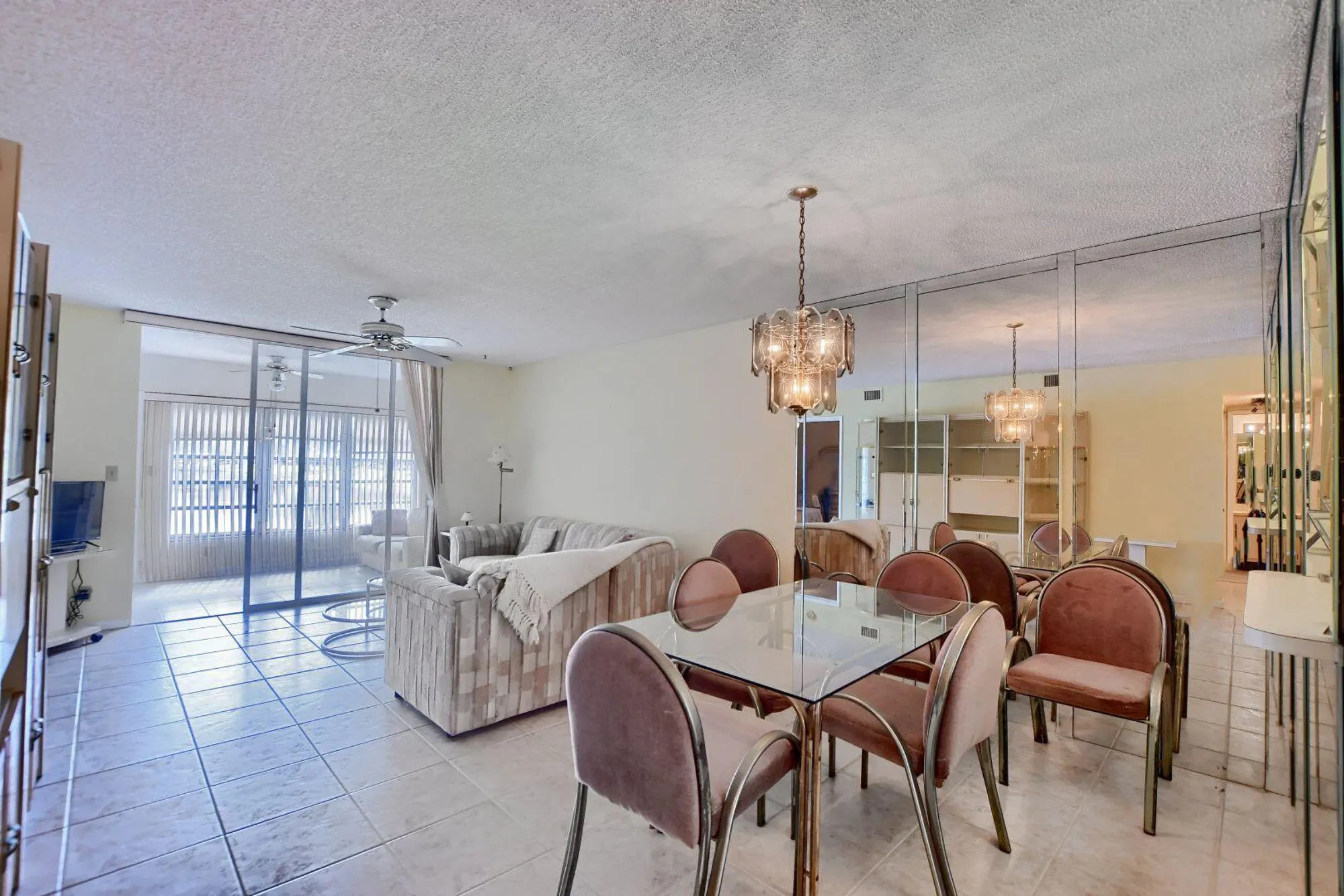 Property Slideshow image 10 of 41 | 9244 flynn cir 4, Boca Raton, FL, 33496