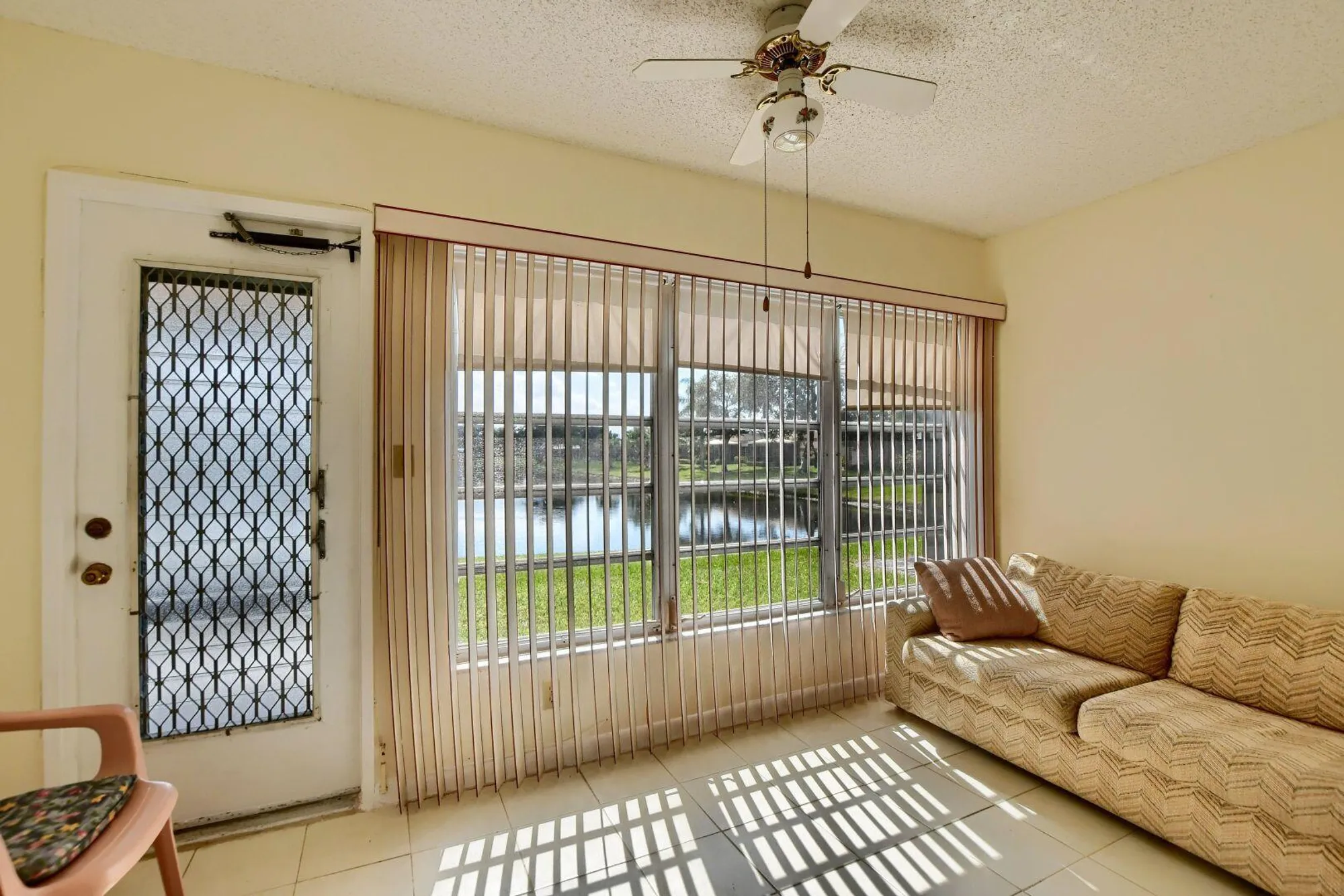 Property Slideshow image 14 of 41 | 9244 flynn cir 4, Boca Raton, FL, 33496