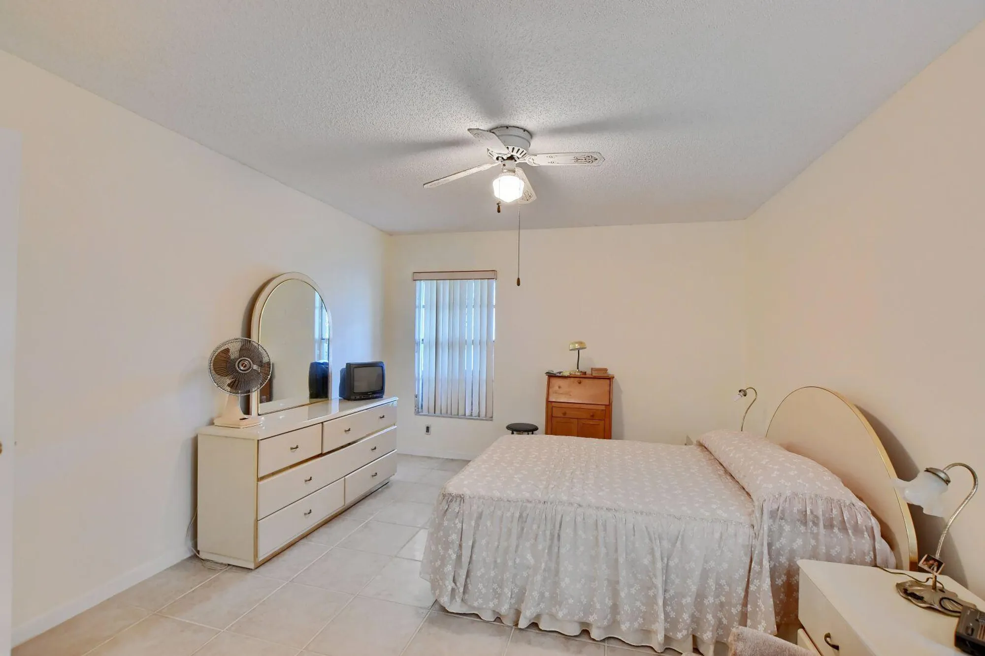 Property Slideshow image 20 of 41 | 9244 flynn cir 4, Boca Raton, FL, 33496