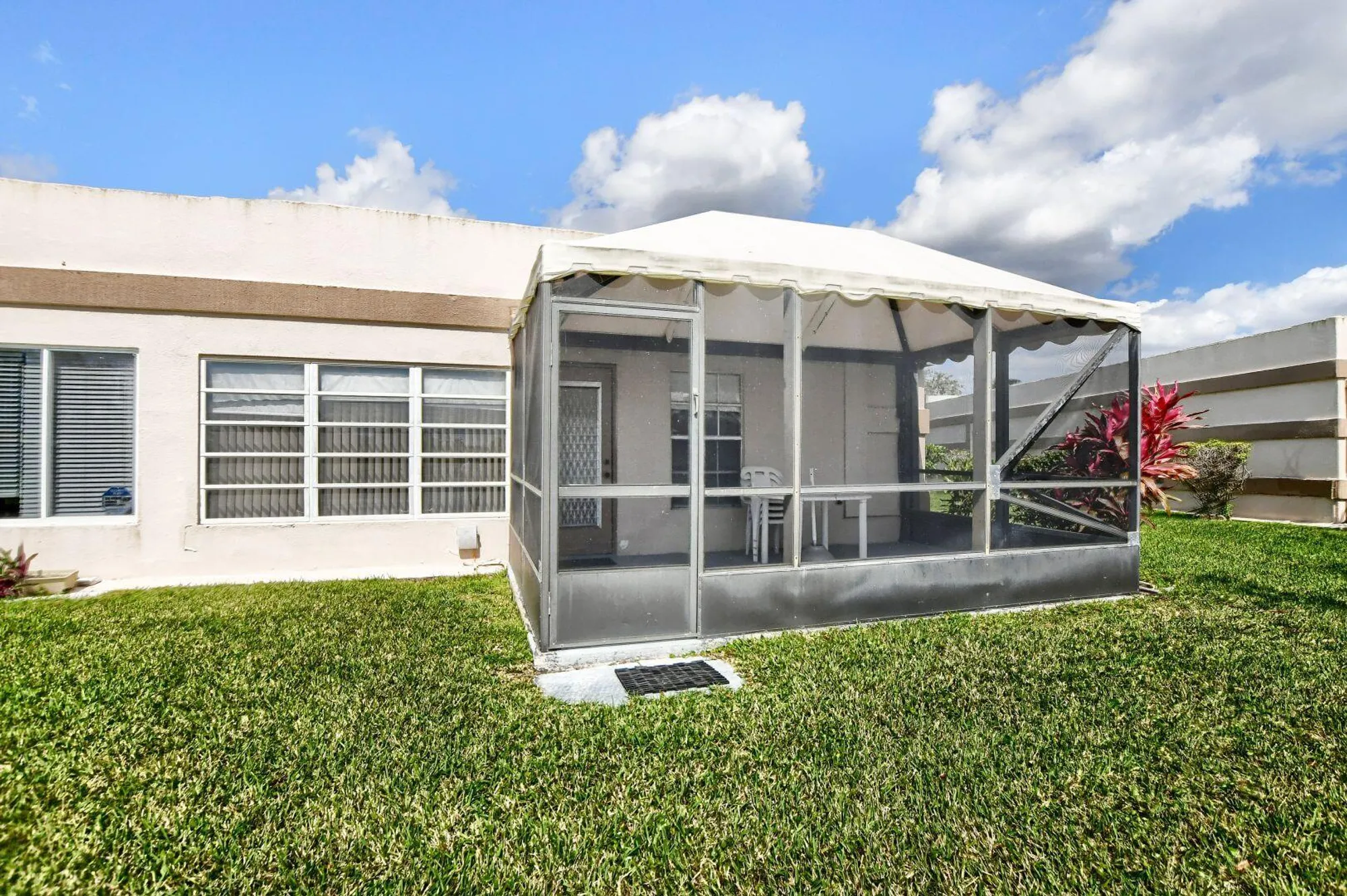Property Slideshow image 28 of 41 | 9244 flynn cir 4, Boca Raton, FL, 33496