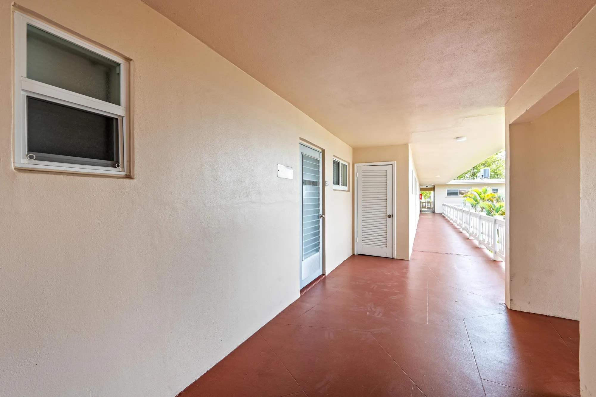 Property Slideshow image 17 of 24 | 2811 garden dr 306, Lake Worth, FL, 33461