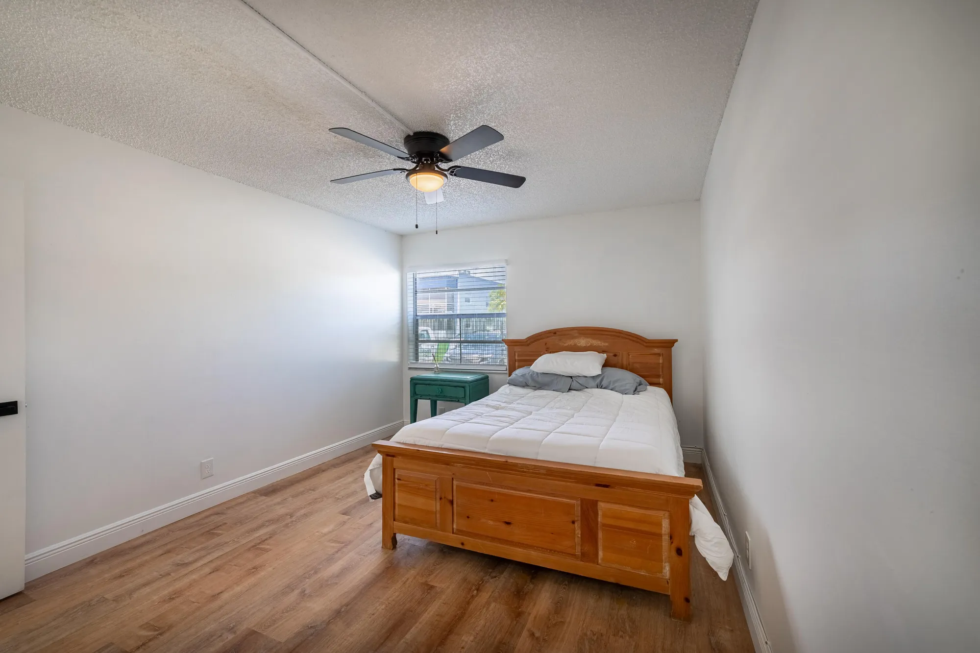 Property Slideshow image 8 of 22 | 52 burgundy b, Delray Beach, FL, 33484