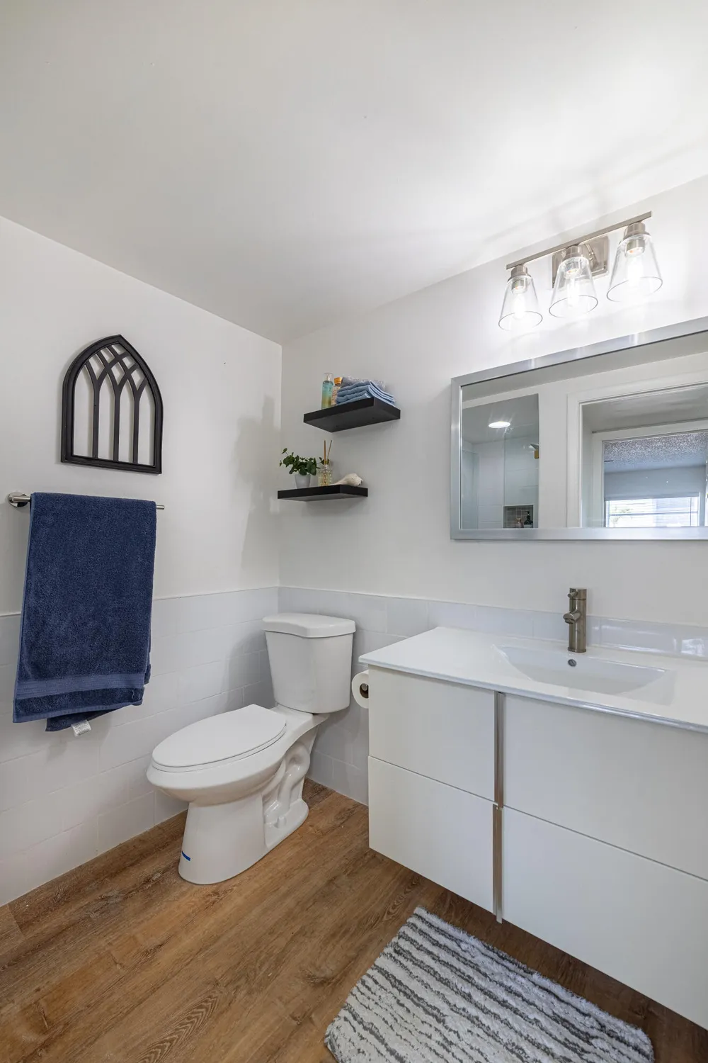 Property Slideshow image 13 of 22 | 52 burgundy b, Delray Beach, FL, 33484