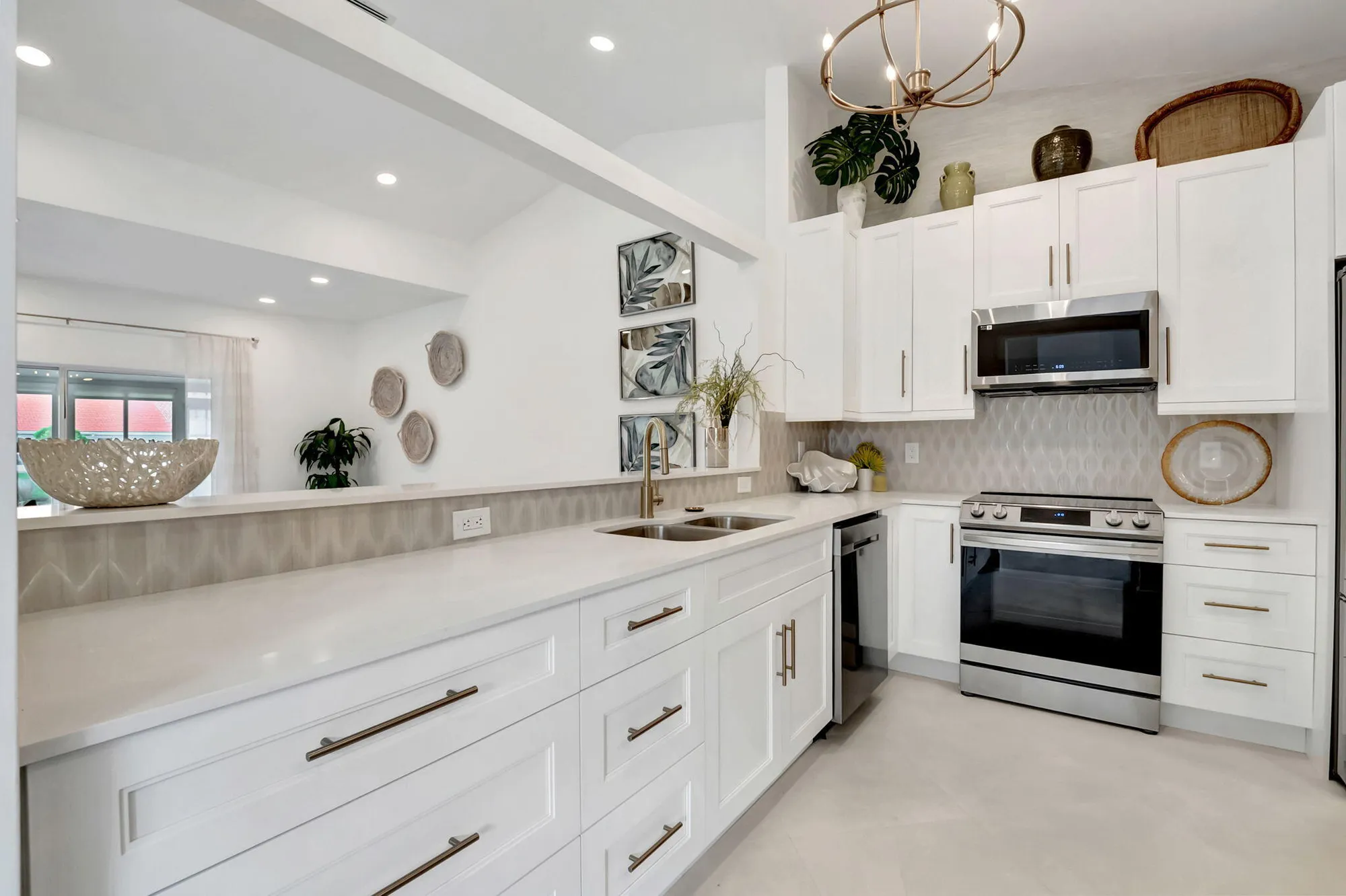 Property Slideshow image 13 of 39 | 15465 lake magnolia pl, Delray Beach, FL, 33484