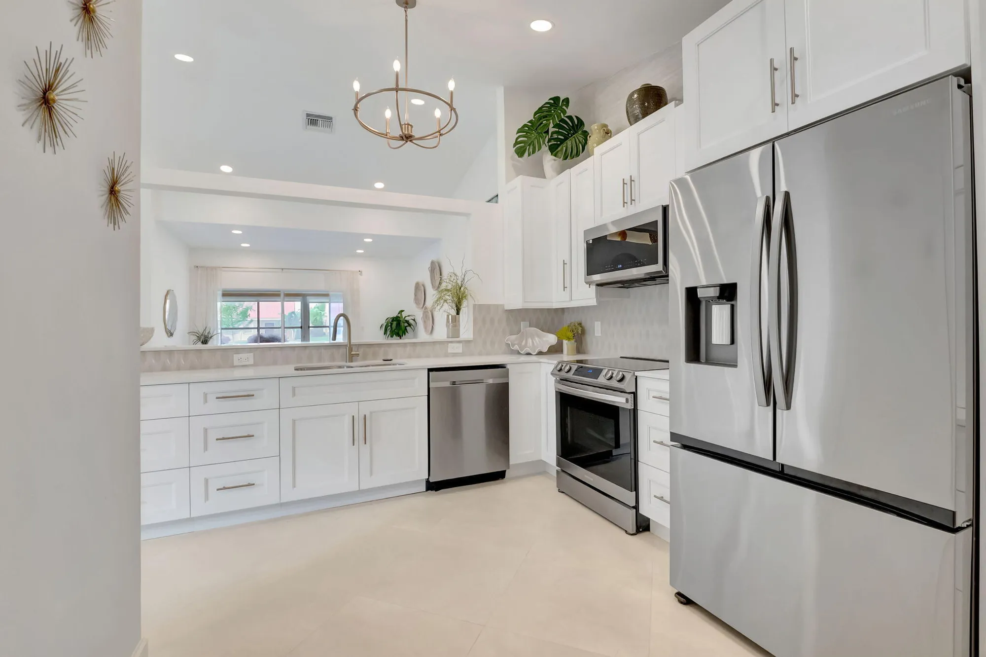 Property Slideshow image 14 of 39 | 15465 lake magnolia pl, Delray Beach, FL, 33484