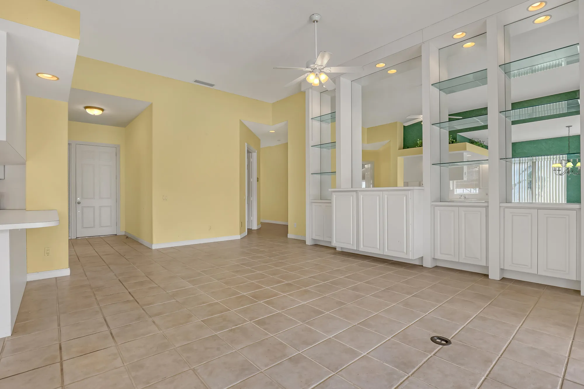 Property Slideshow image 10 of 48 | 2828 kittbuck way, West Palm Beach, FL, 33411