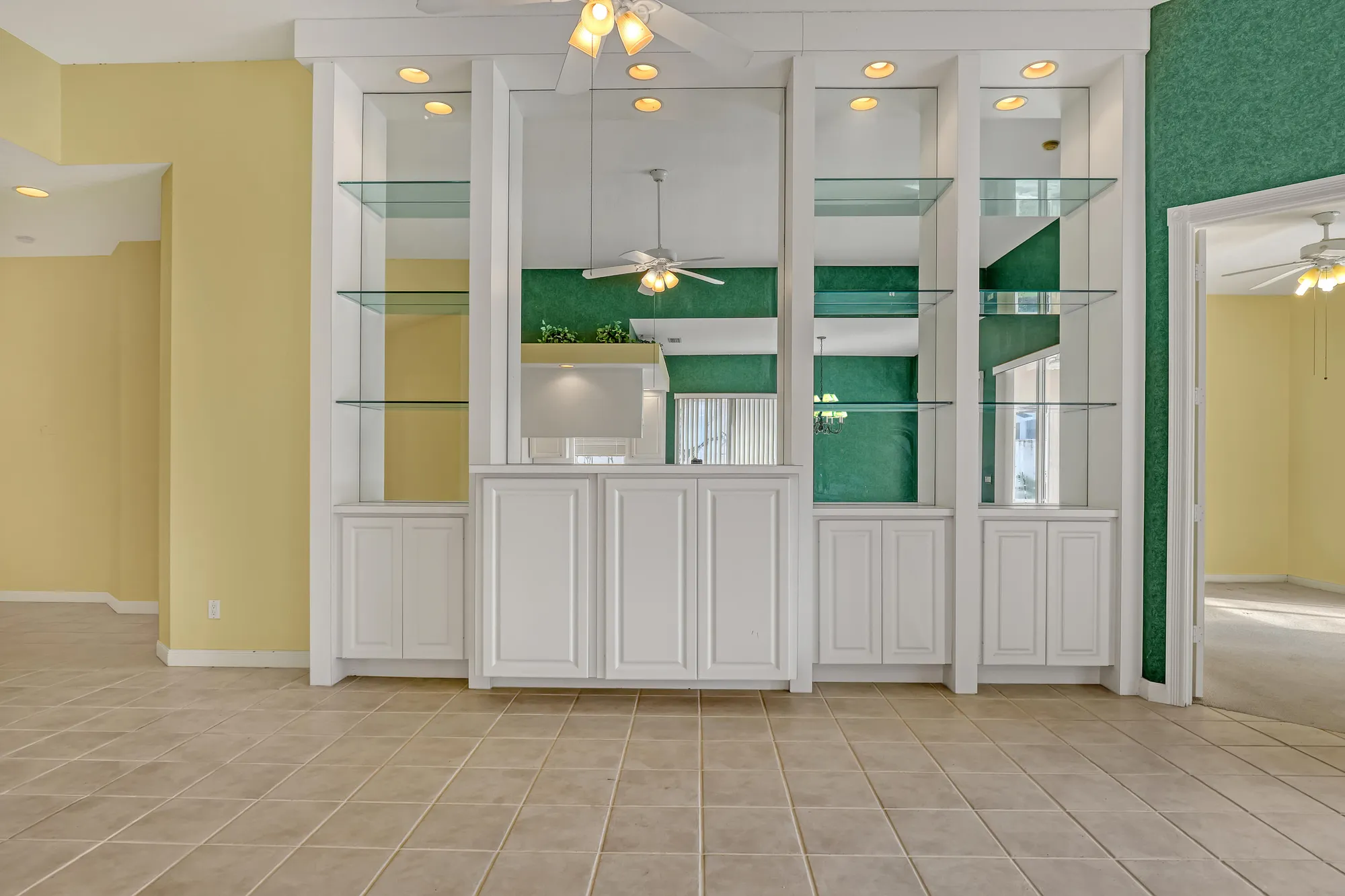 Property Slideshow image 11 of 48 | 2828 kittbuck way, West Palm Beach, FL, 33411