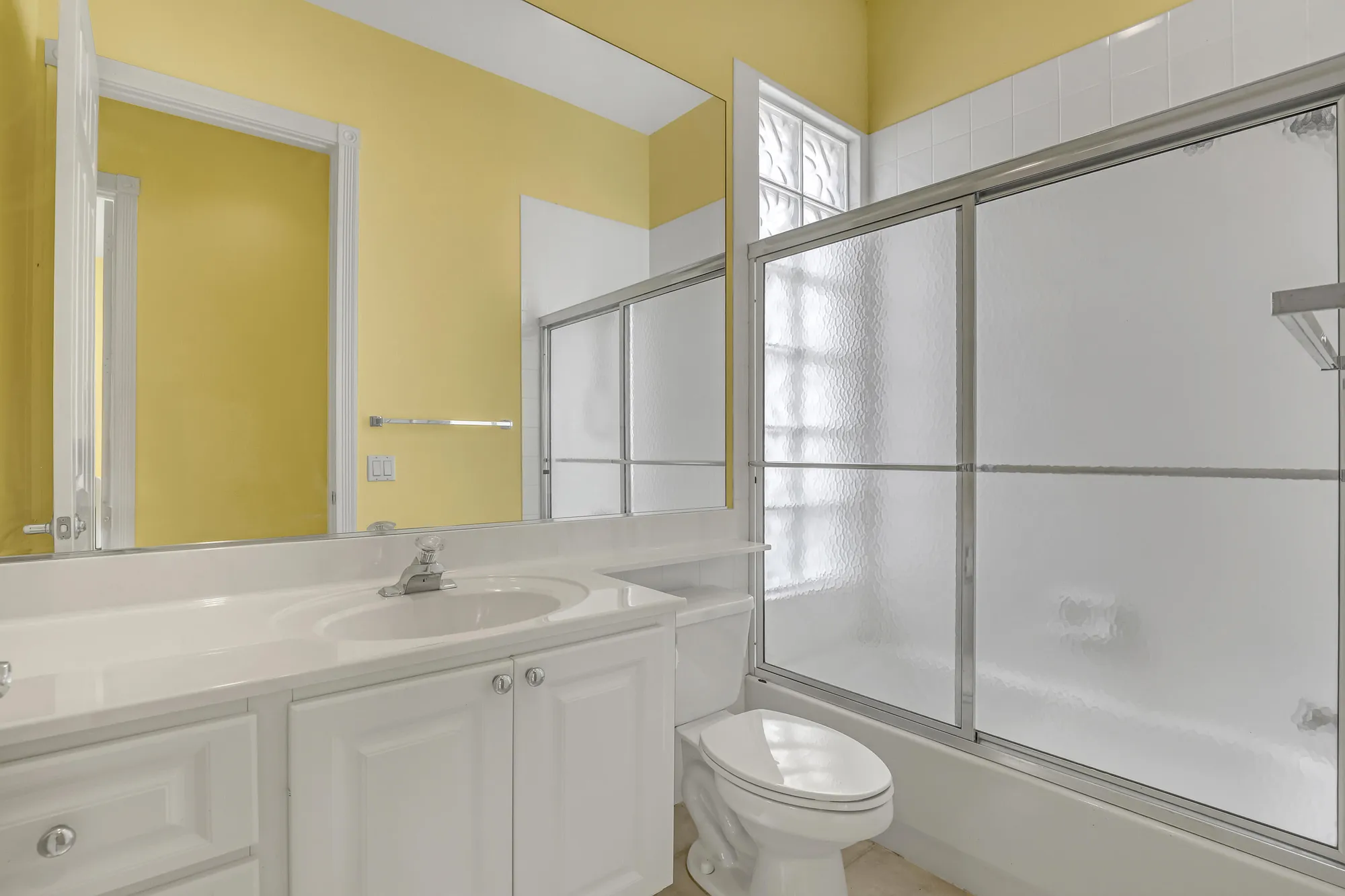 Property Slideshow image 16 of 48 | 2828 kittbuck way, West Palm Beach, FL, 33411