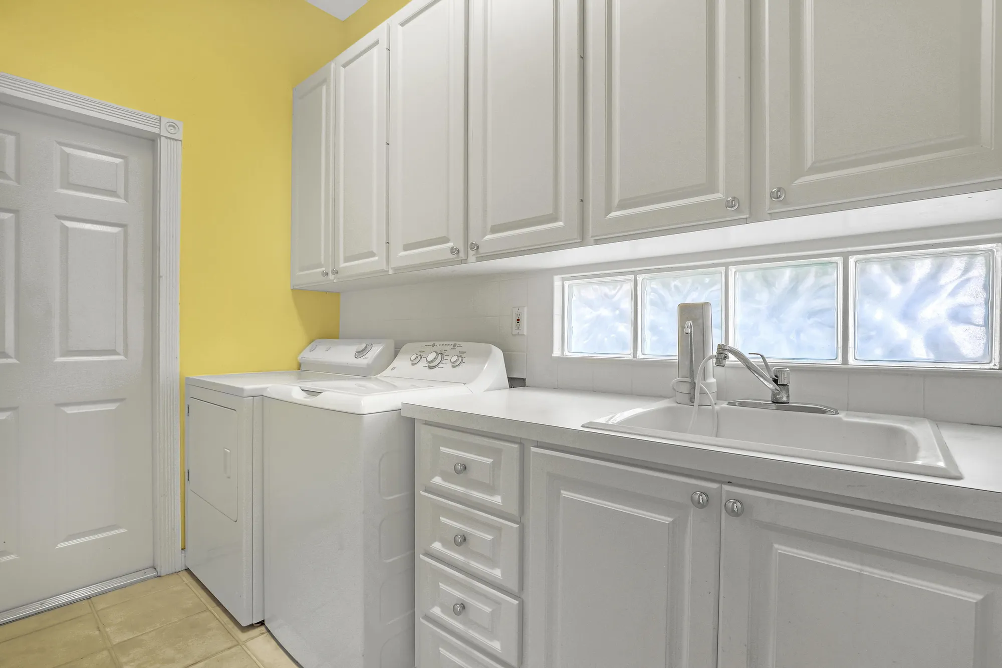 Property Slideshow image 27 of 48 | 2828 kittbuck way, West Palm Beach, FL, 33411