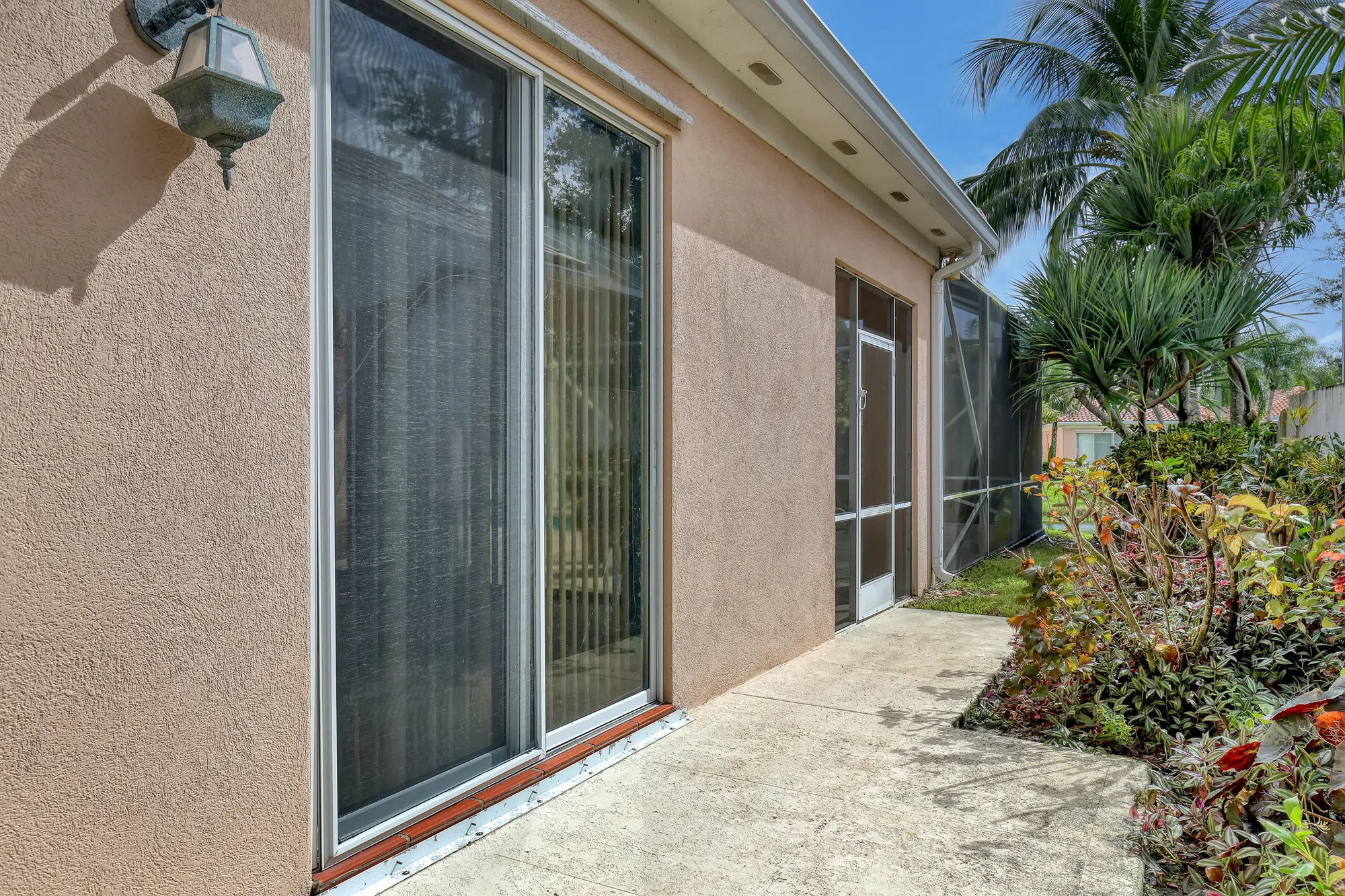 Property Slideshow image 38 of 48 | 2828 kittbuck way, West Palm Beach, FL, 33411