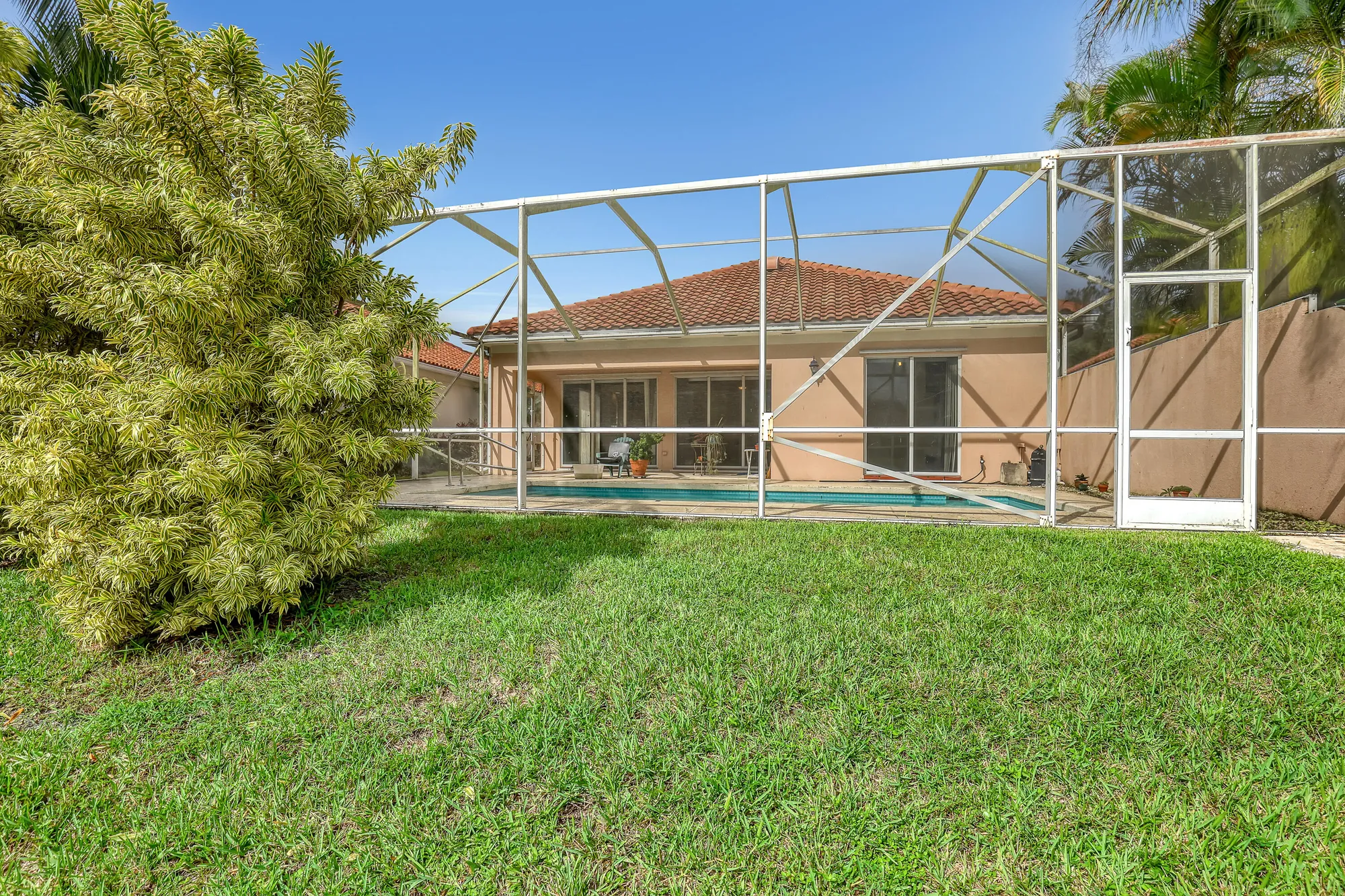 Property Slideshow image 40 of 48 | 2828 kittbuck way, West Palm Beach, FL, 33411