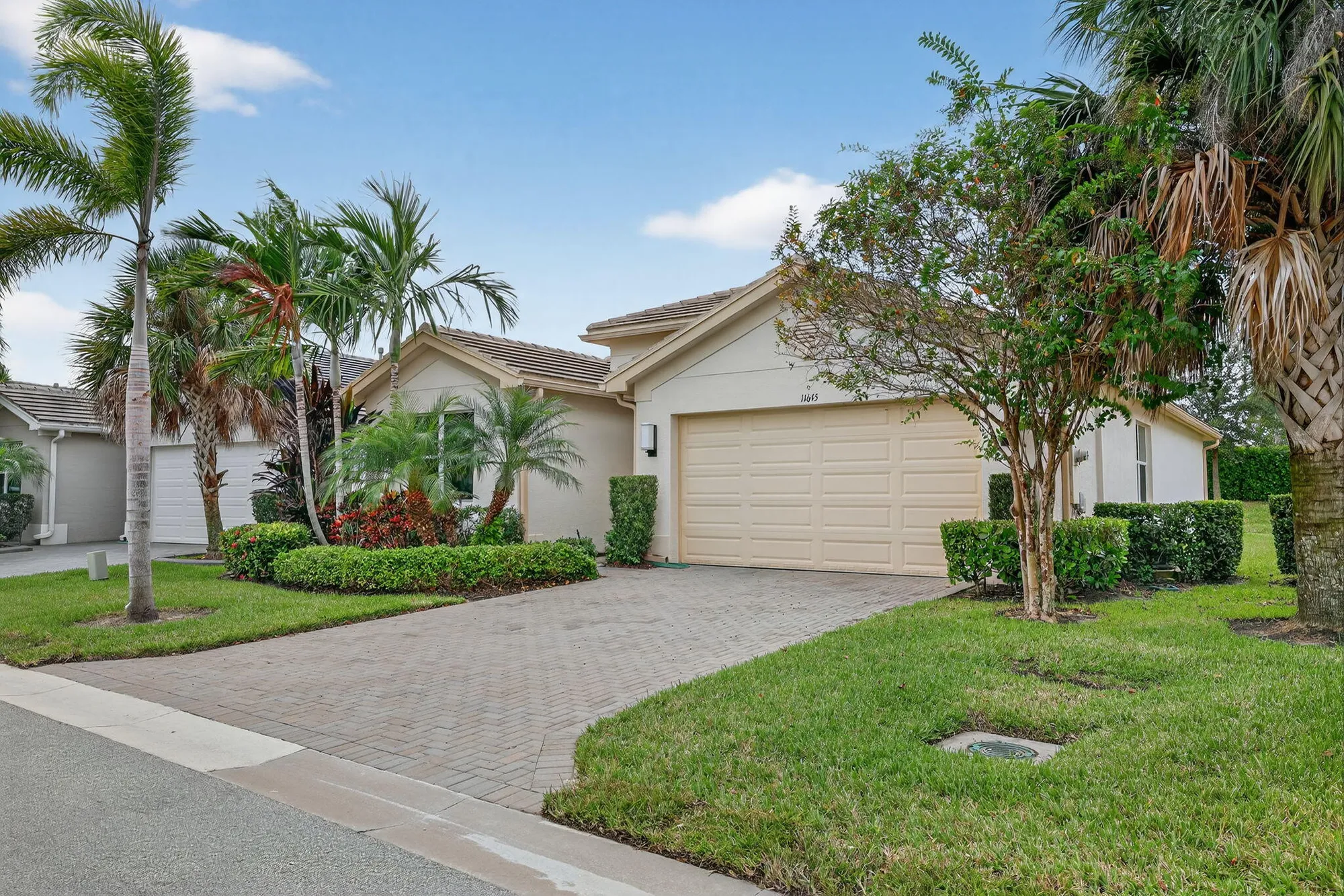 Property Slideshow image 40 of 57 | 11645 sw hawkins ter, Port Saint Lucie, FL, 34987