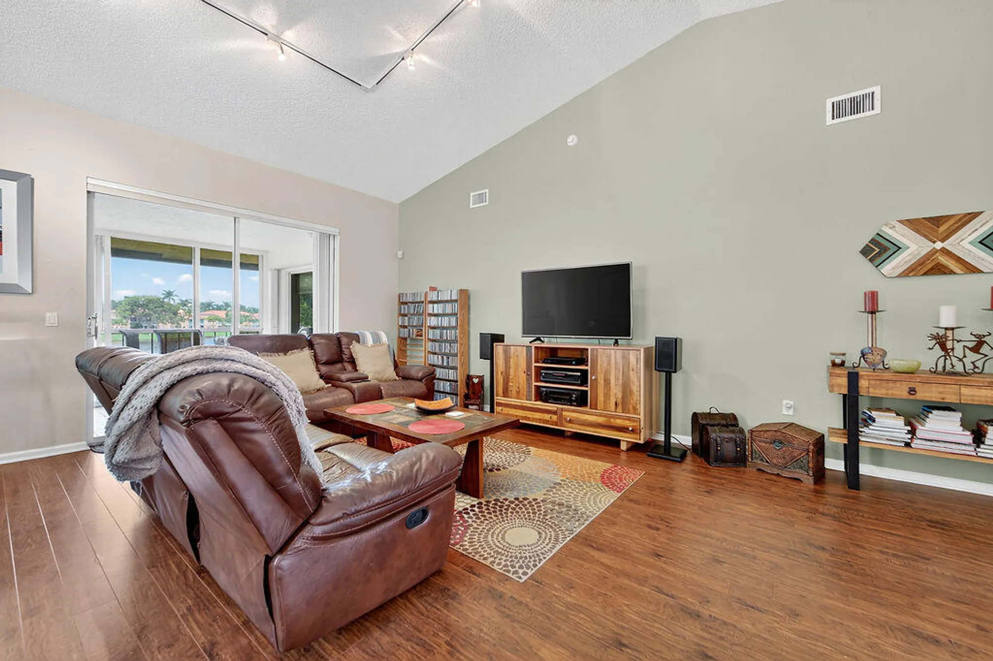 Property Slideshow image 15 of 63 | 9673 shadybrook dr apt 201, Boynton Beach, FL, 33437