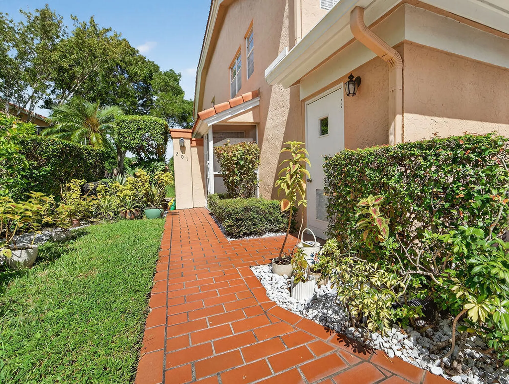 Property Slideshow image 39 of 63 | 9673 shadybrook dr apt 201, Boynton Beach, FL, 33437