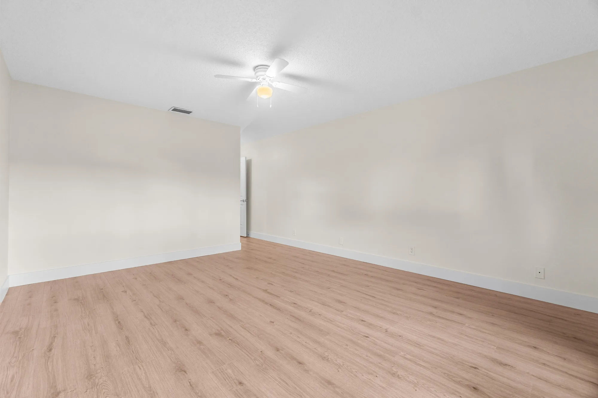 Property Slideshow image 16 of 23 | 4657 greentree pl a, Boynton Beach, FL, 33436