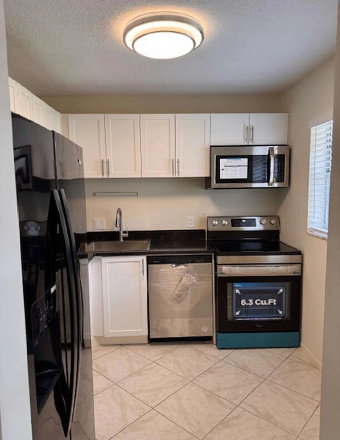 Property Slideshow image 20 of 32 | 12016 greenway cir 108, Royal Palm Beach, FL, 33411