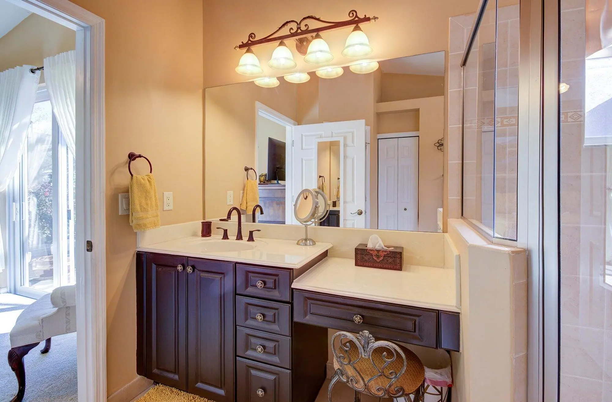 Property Slideshow image 19 of 38 | 10112 sw oak tree cir, Port Saint Lucie, FL, 34987