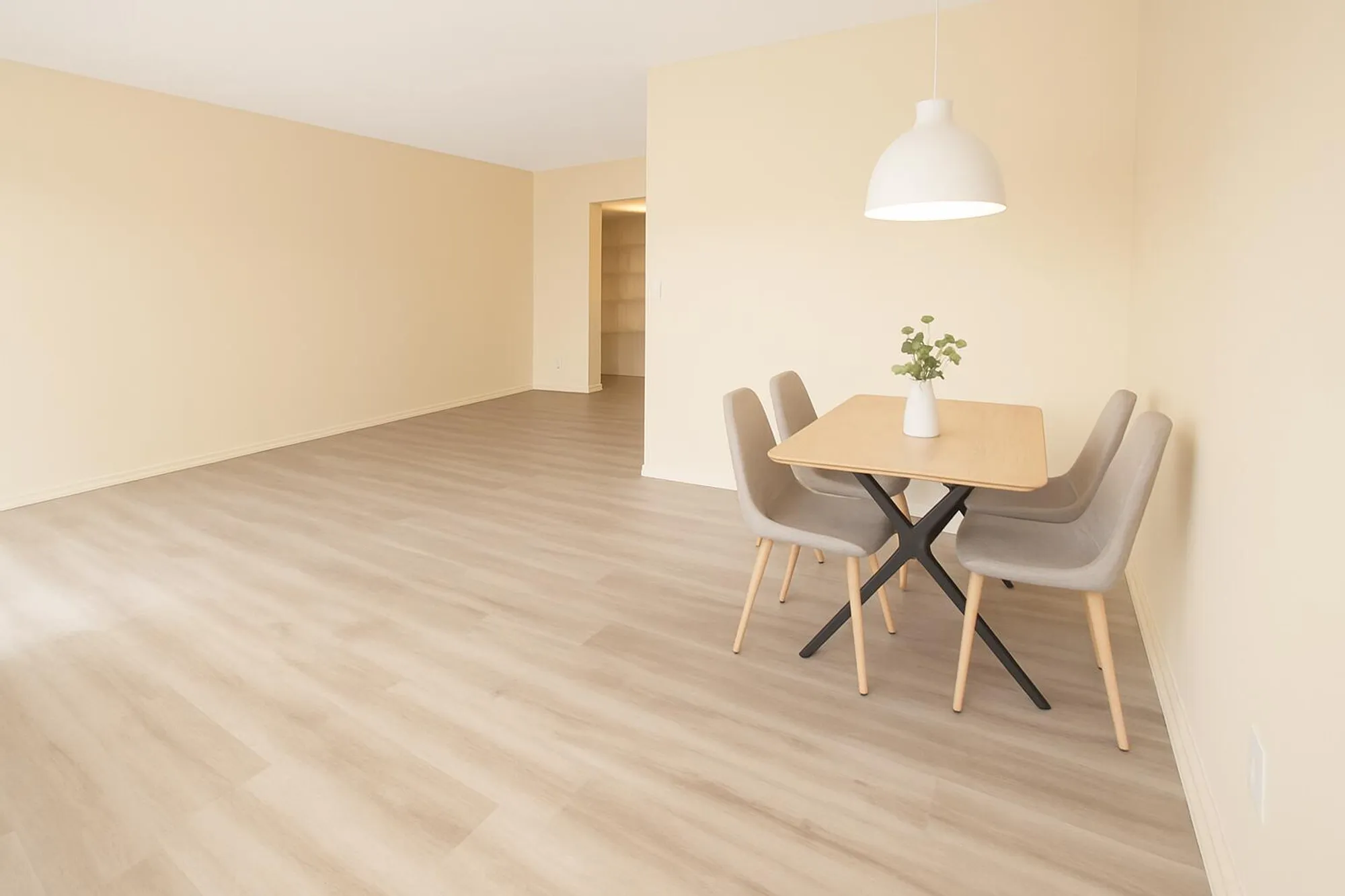 Property Slideshow image 1 of 33 | 2069 yarmouth d # 2069, Boca Raton, FL, 33434