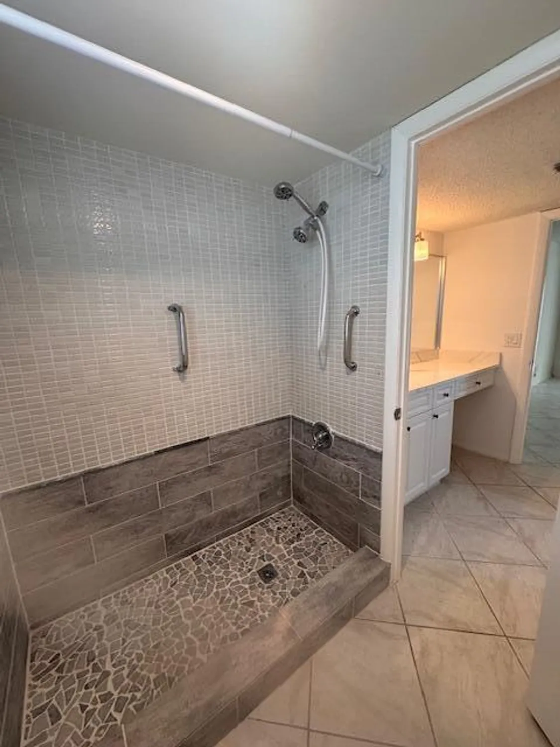 Property Slideshow image 28 of 32 | 12016 greenway cir 108, Royal Palm Beach, FL, 33411