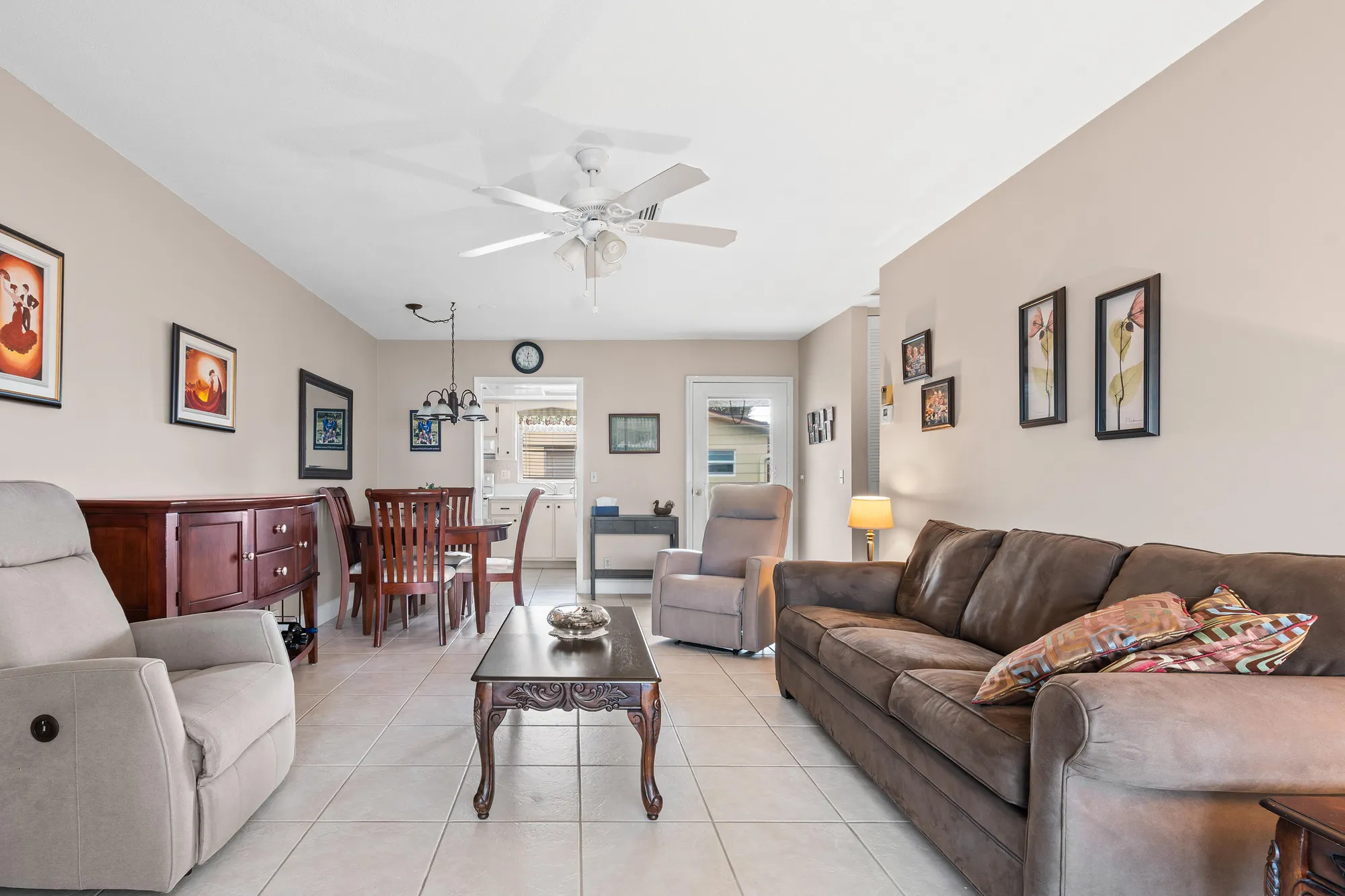 Property Slideshow image 1 of 33 | 2822 crosley dr b, West Palm Beach, FL, 33415
