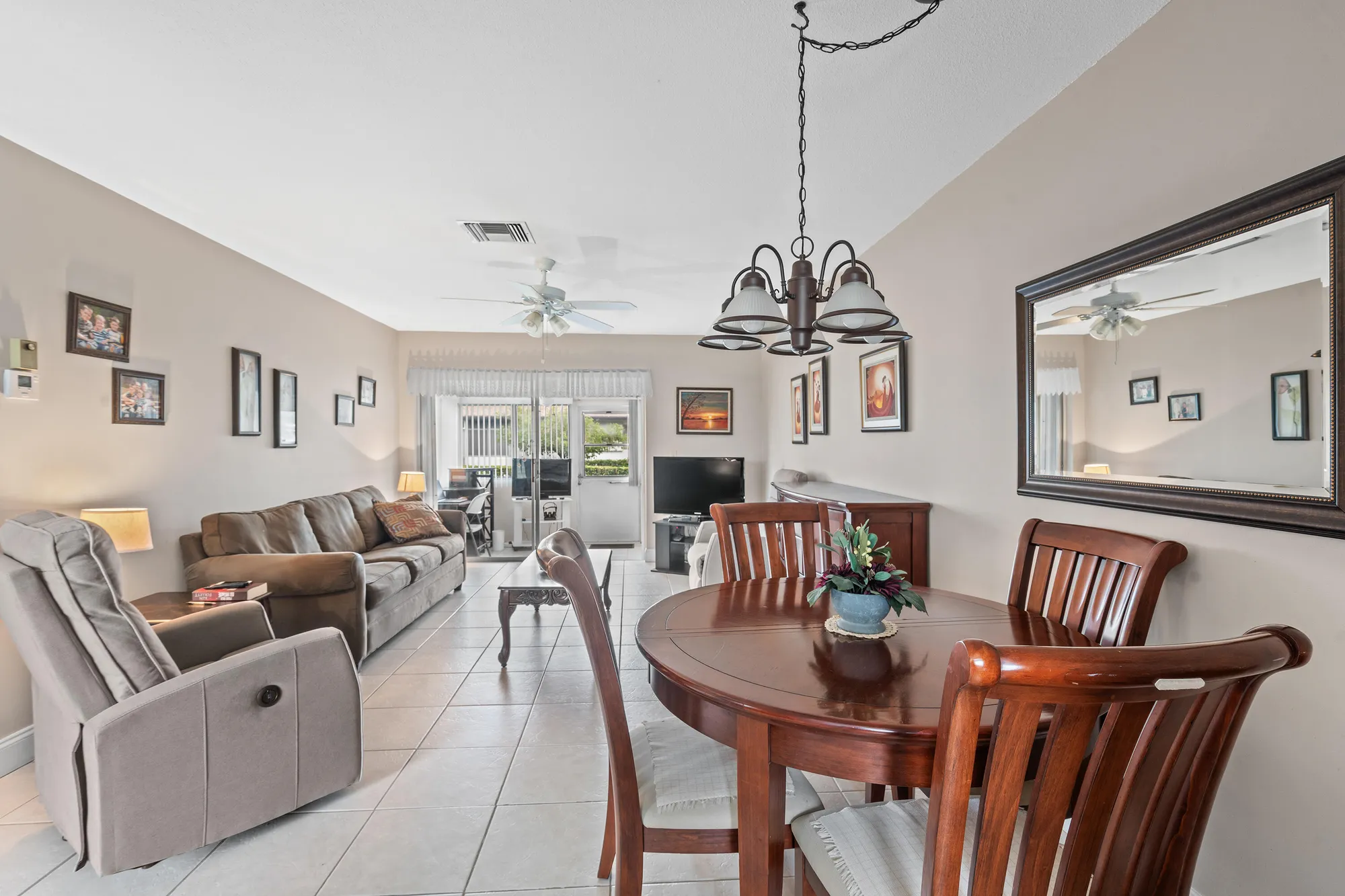 Property Slideshow image 6 of 33 | 2822 crosley dr b, West Palm Beach, FL, 33415