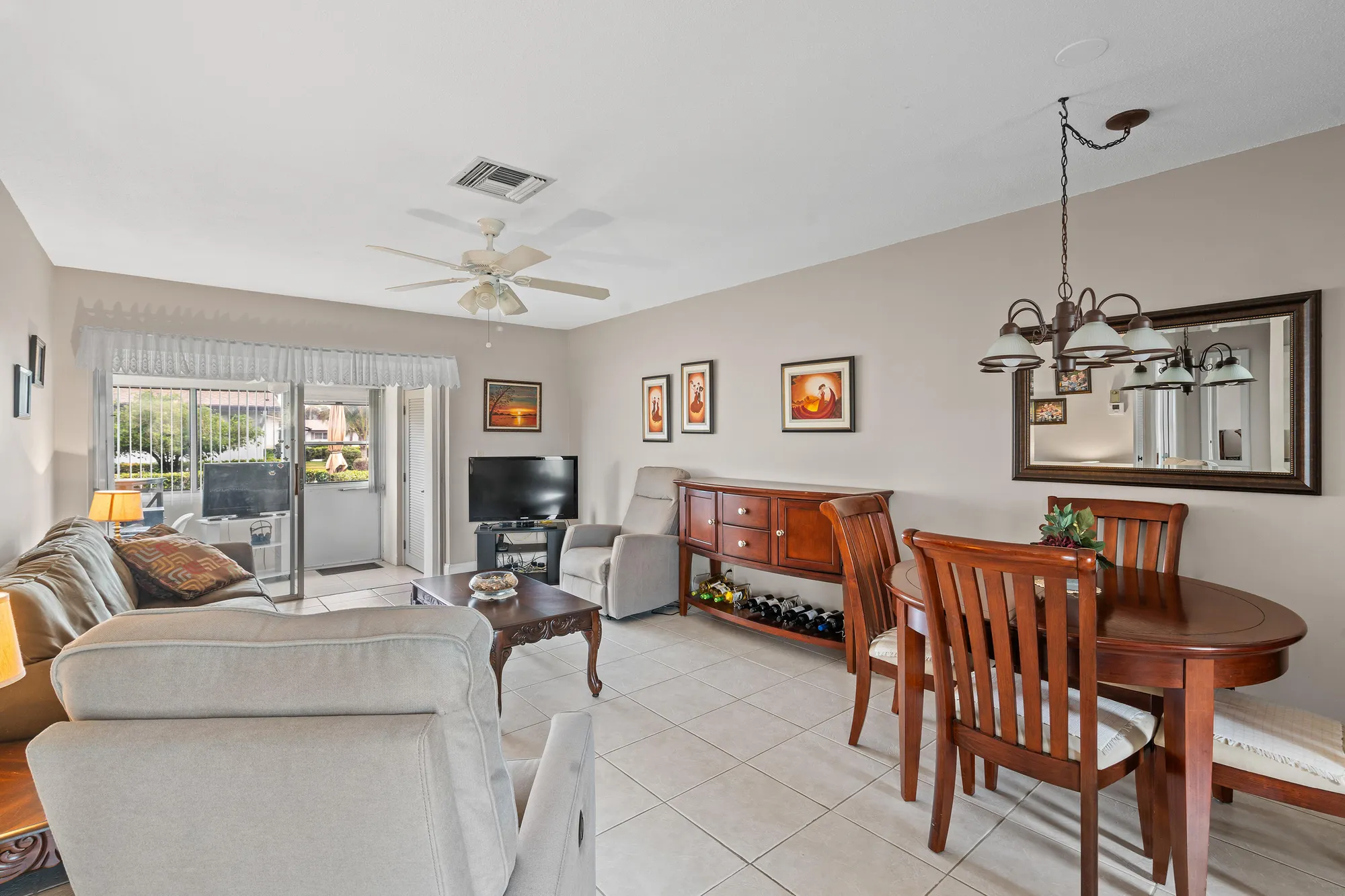 Property Slideshow image 8 of 33 | 2822 crosley dr b, West Palm Beach, FL, 33415