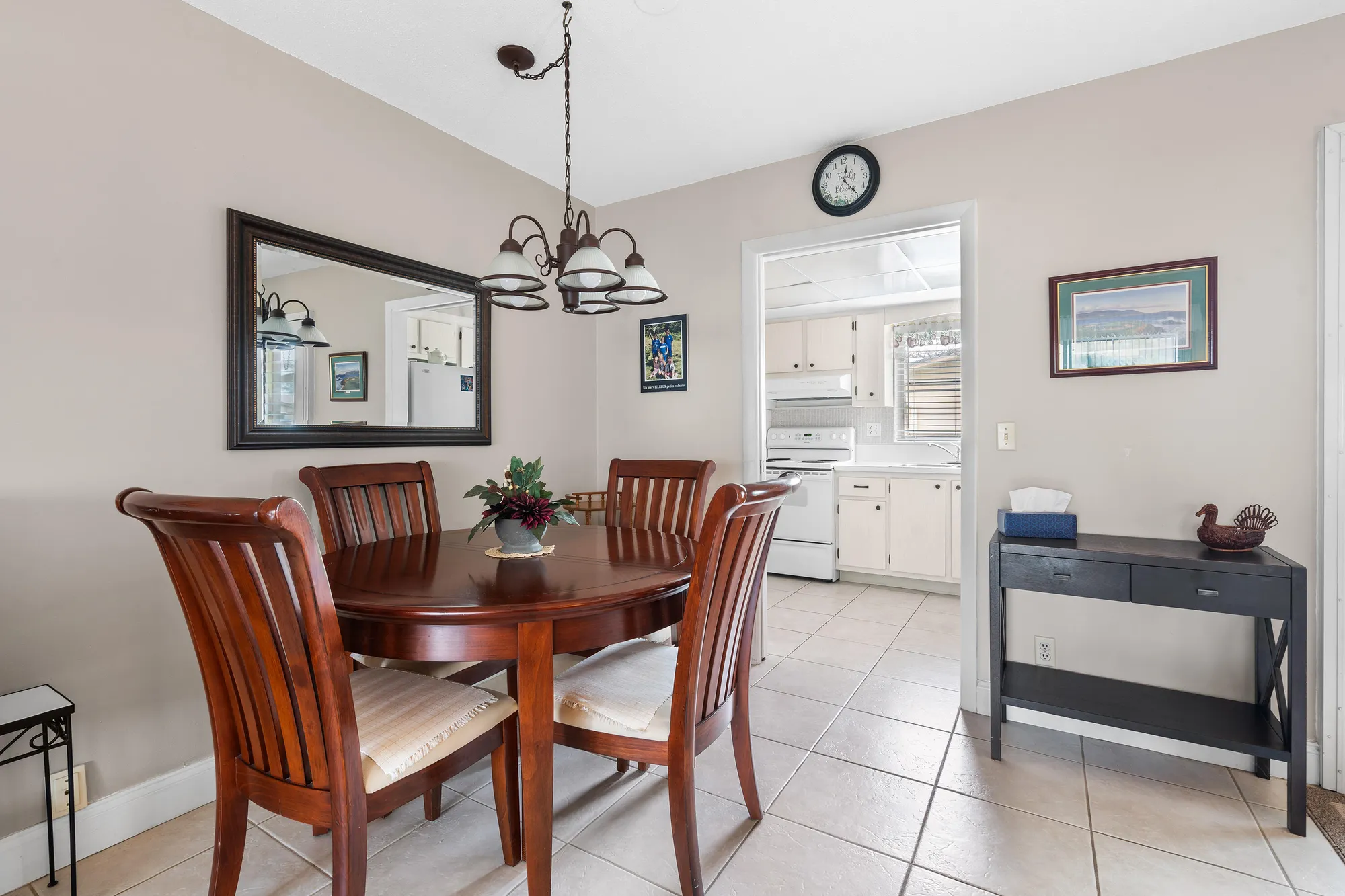 Property Slideshow image 9 of 33 | 2822 crosley dr b, West Palm Beach, FL, 33415