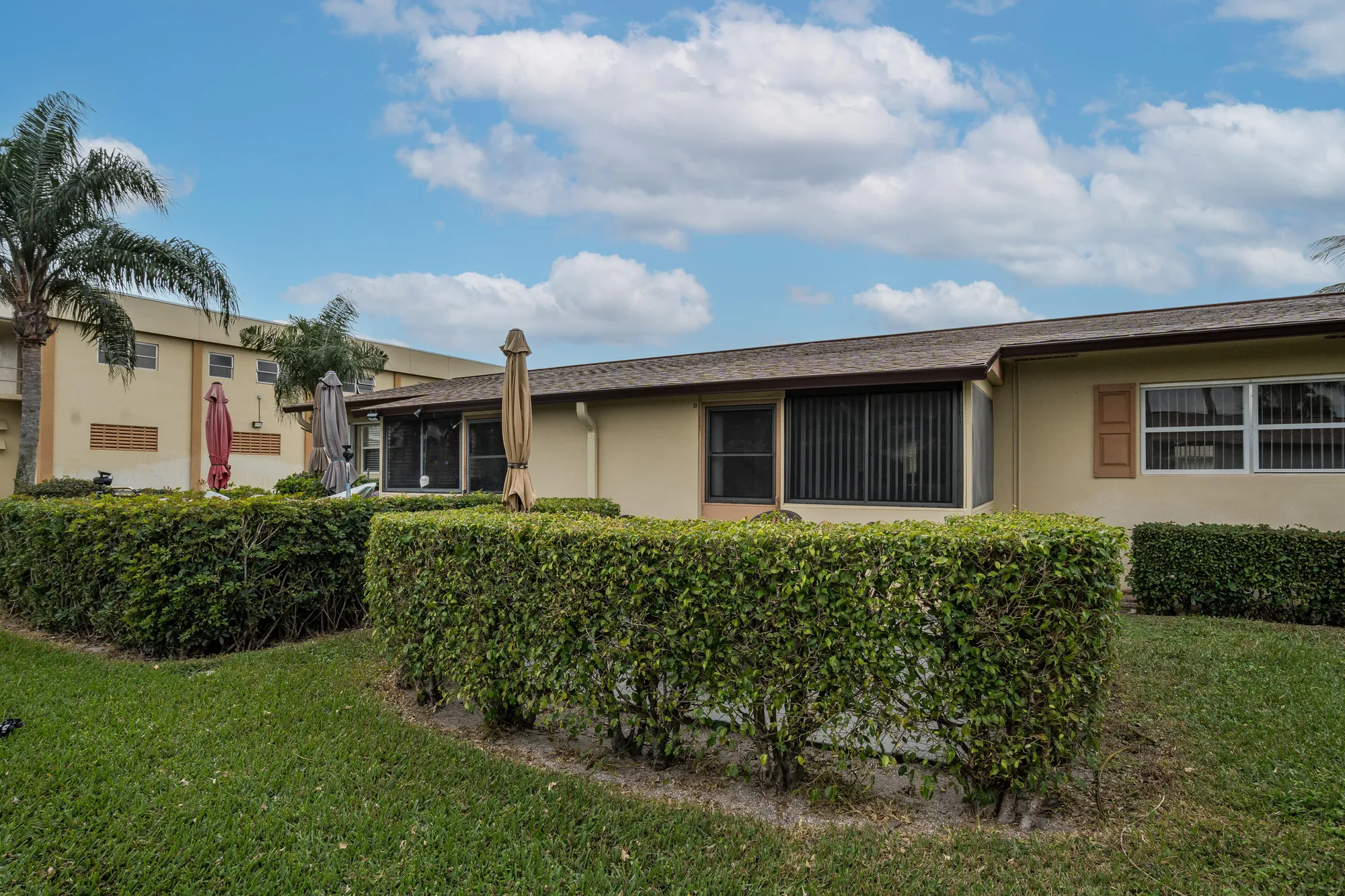 Property Slideshow image 26 of 33 | 2822 crosley dr b, West Palm Beach, FL, 33415