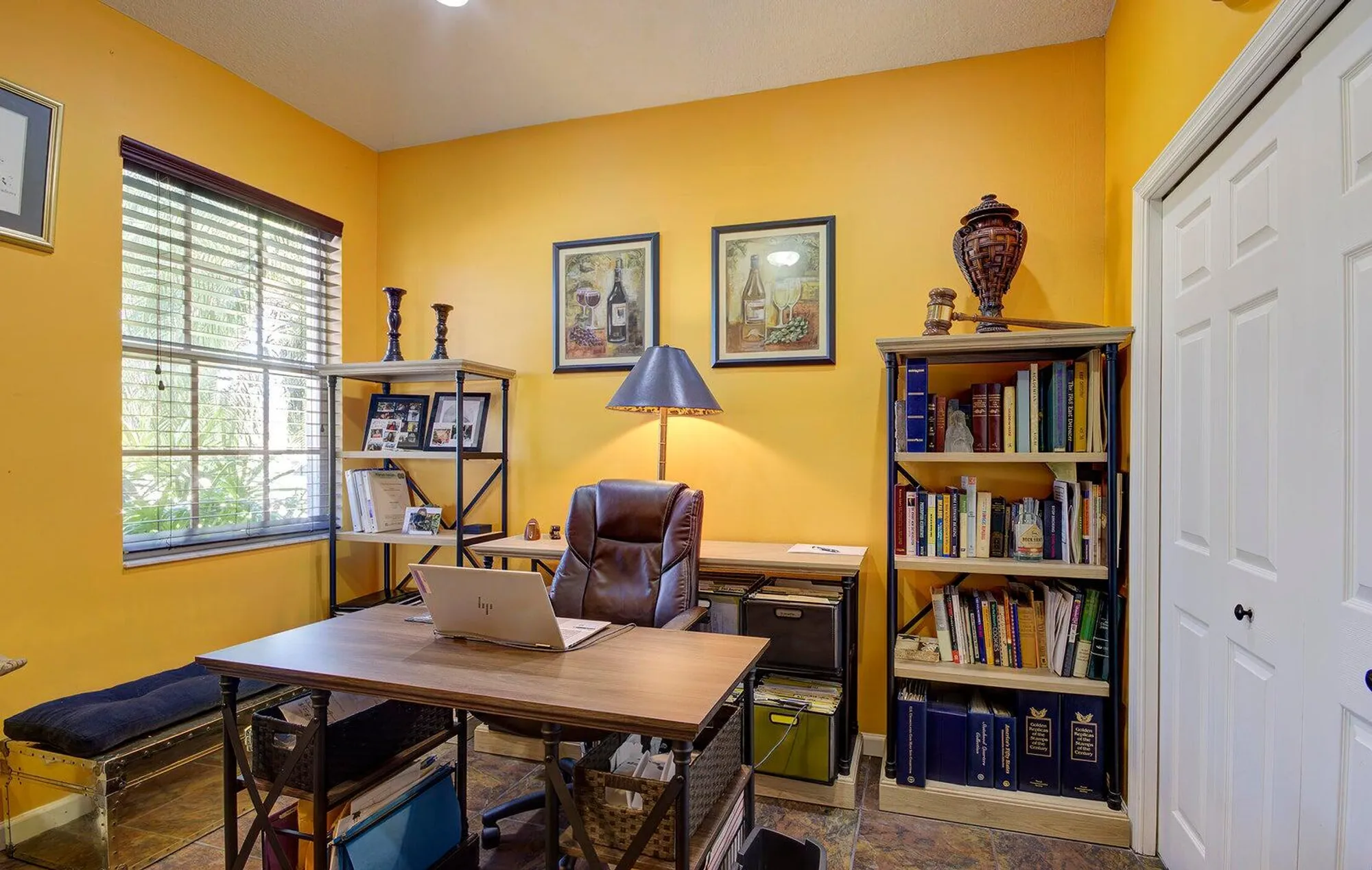 Property Slideshow image 15 of 38 | 10112 sw oak tree cir, Port Saint Lucie, FL, 34987