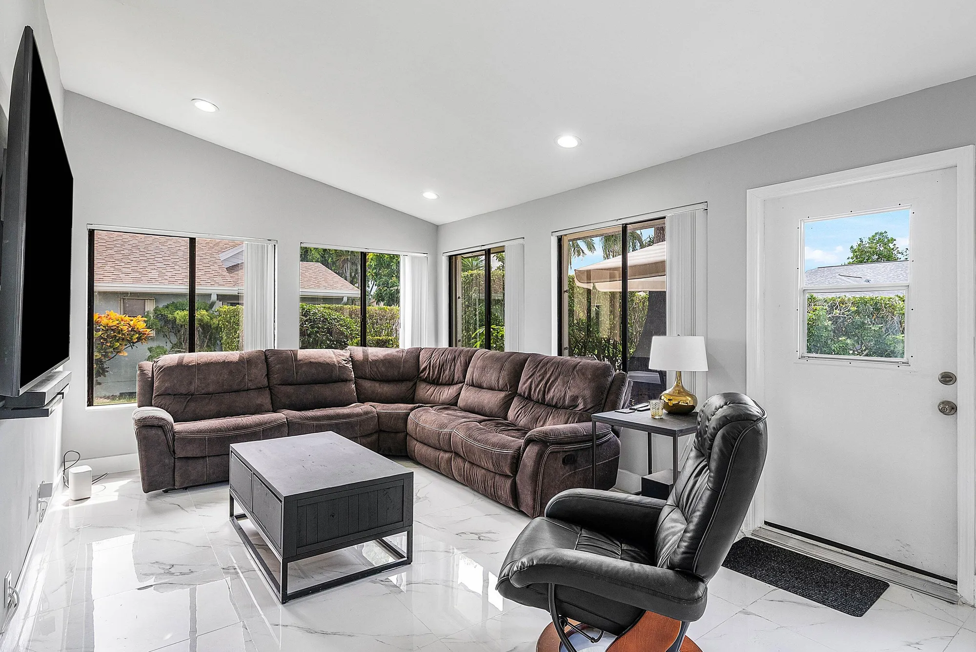 Property Slideshow image 9 of 42 | 2622 nw 13th st, Delray Beach, FL, 33445