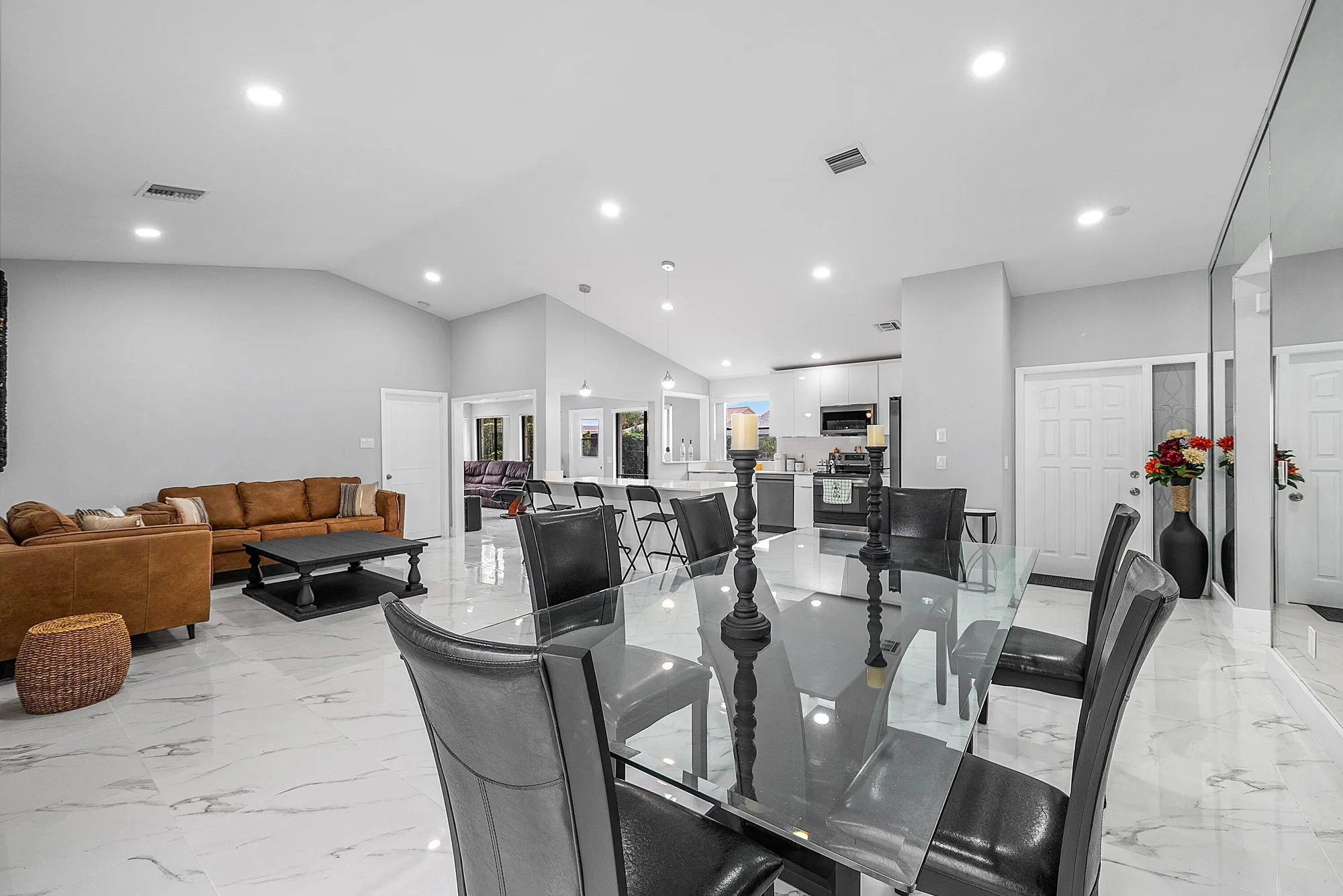 Property Slideshow image 16 of 42 | 2622 nw 13th st, Delray Beach, FL, 33445