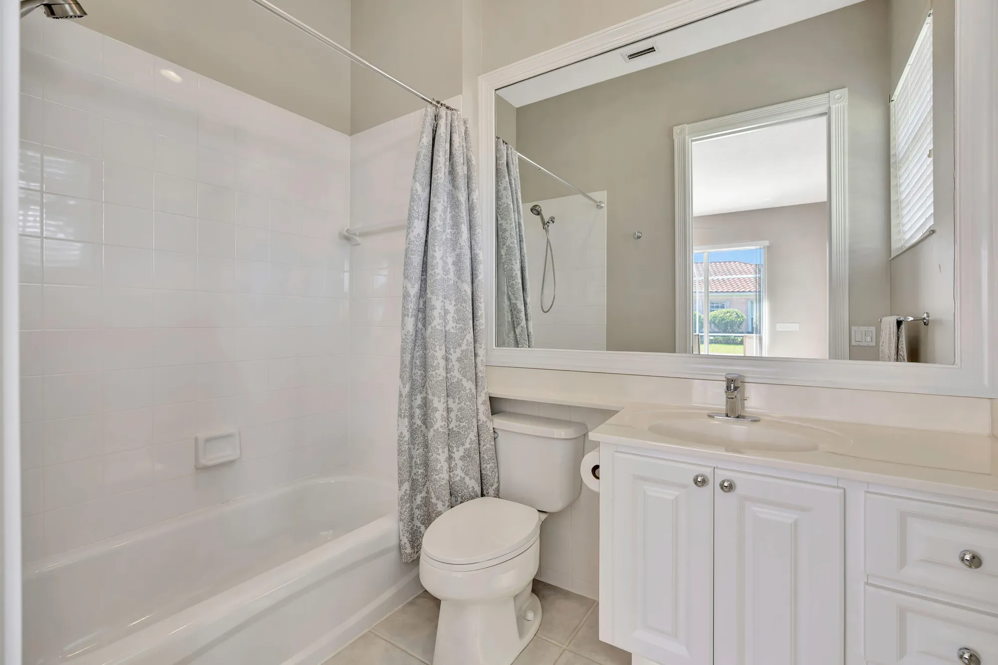 Property Slideshow image 35 of 47 | 2202 allen creek rd, West Palm Beach, FL, 33411
