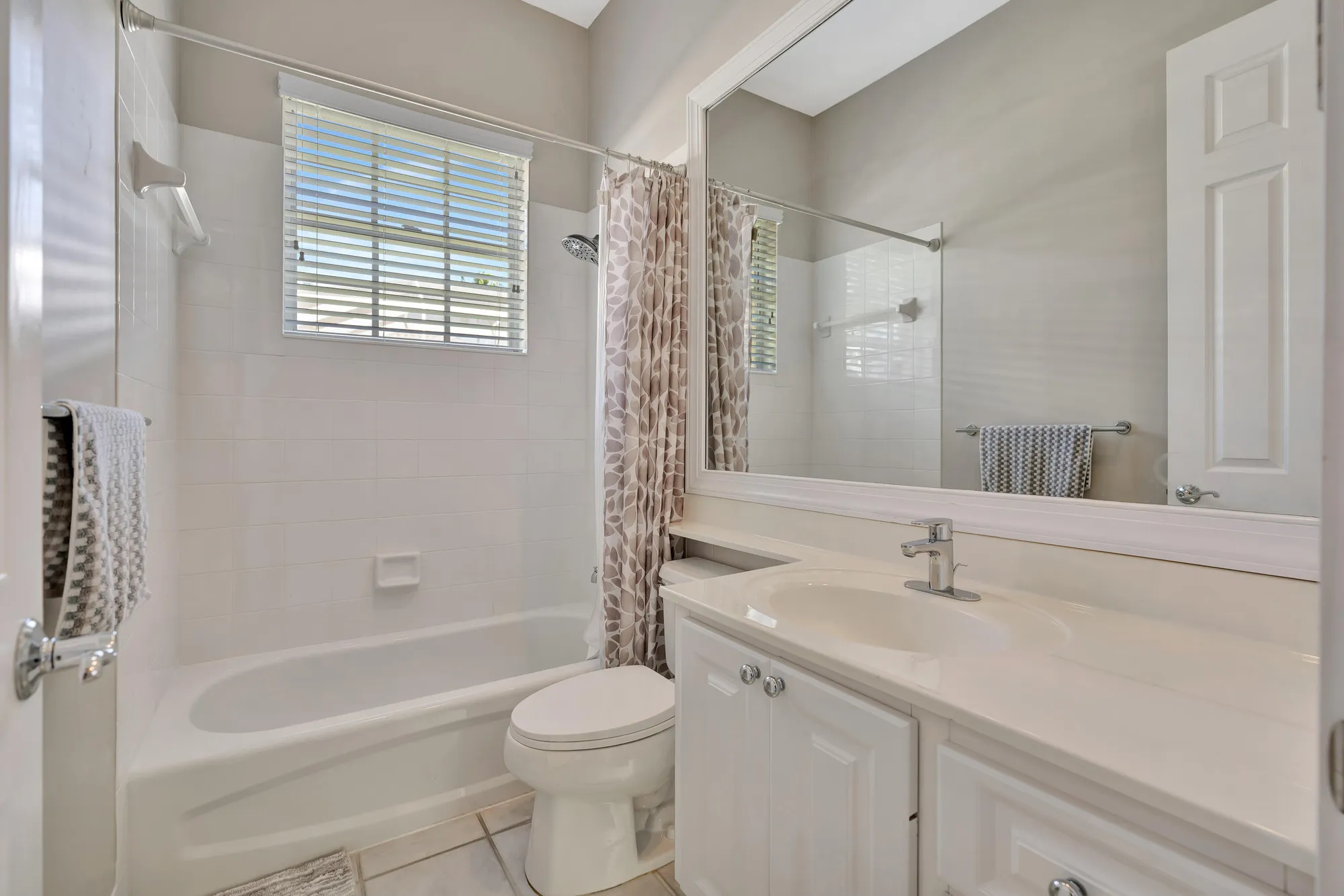 Property Slideshow image 37 of 47 | 2202 allen creek rd, West Palm Beach, FL, 33411
