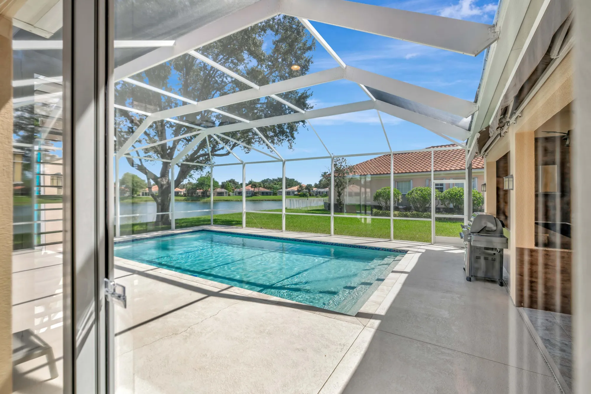 Property Slideshow image 23 of 47 | 2202 allen creek rd, West Palm Beach, FL, 33411