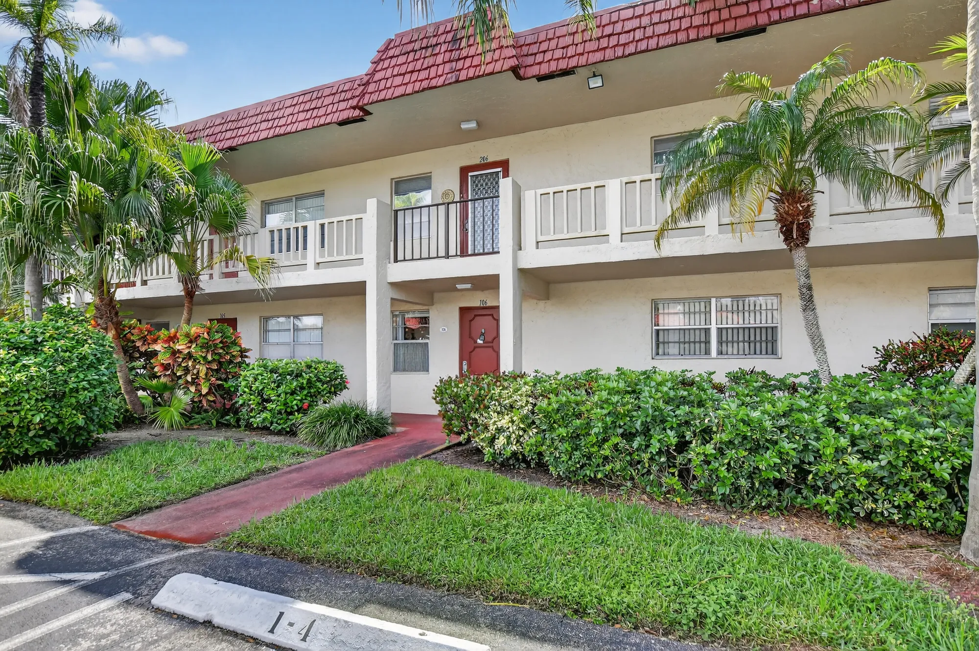 Property Slideshow image 21 of 37 | 6 abbey ln apt 106, Delray Beach, FL, 33446