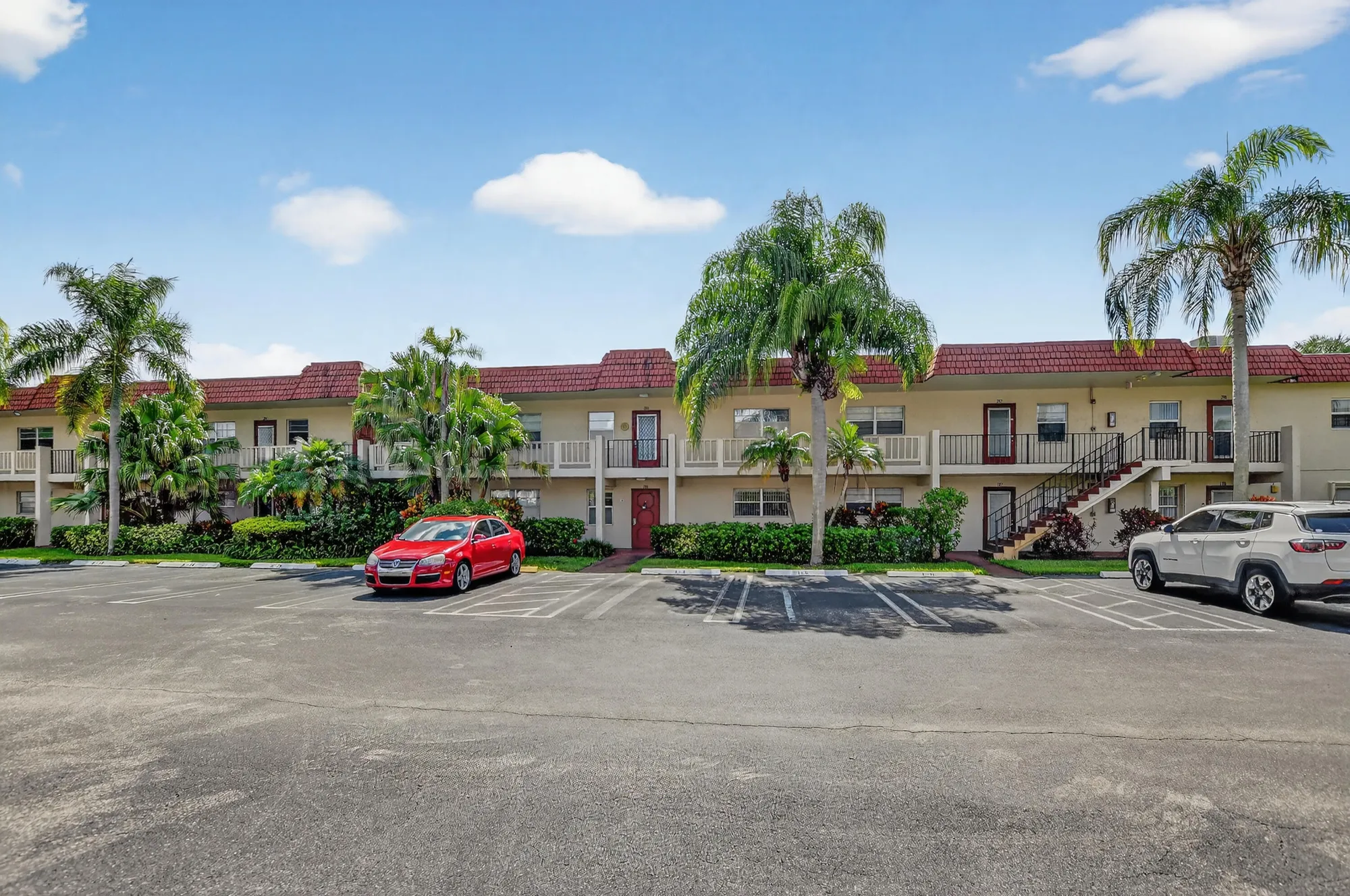 Property Slideshow image 22 of 37 | 6 abbey ln apt 106, Delray Beach, FL, 33446