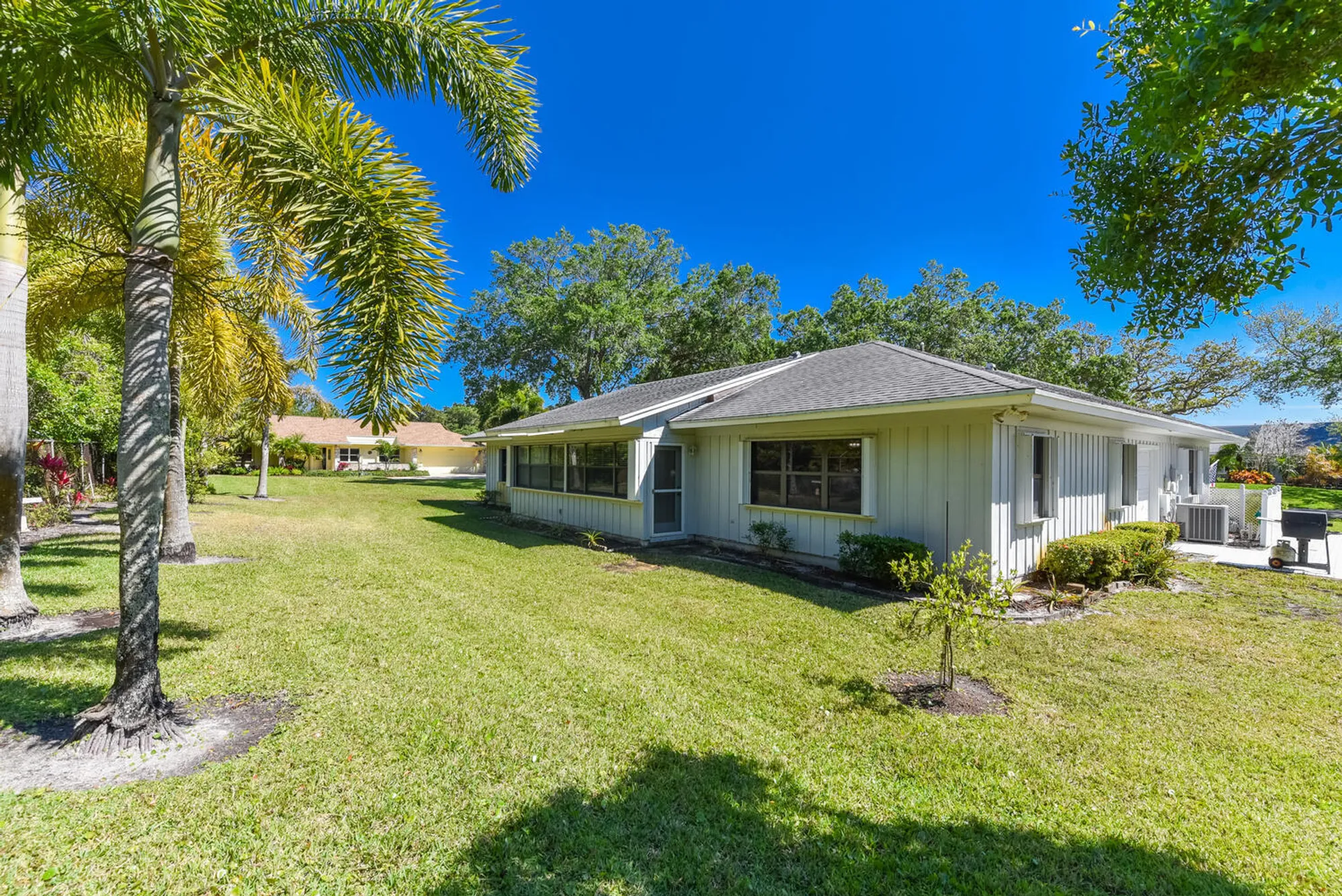 Property Slideshow image 33 of 49 | 12812 se royal troon ct, Hobe Sound, FL, 33455