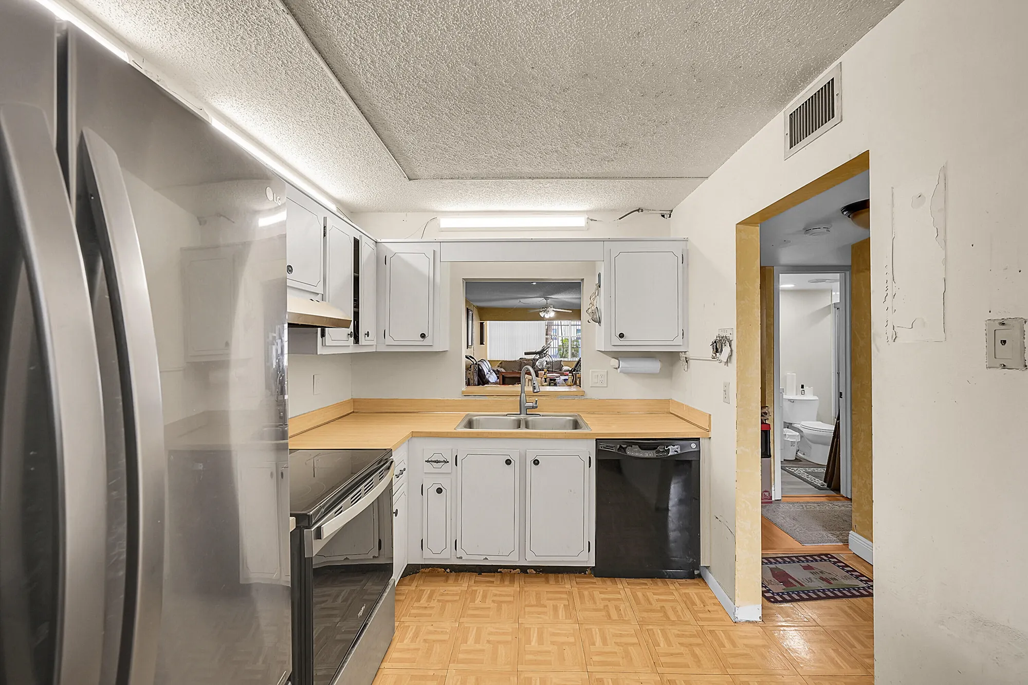 Property Slideshow image 4 of 25 | 2900 sw 22nd ave apt 512, Delray Beach, FL, 33445