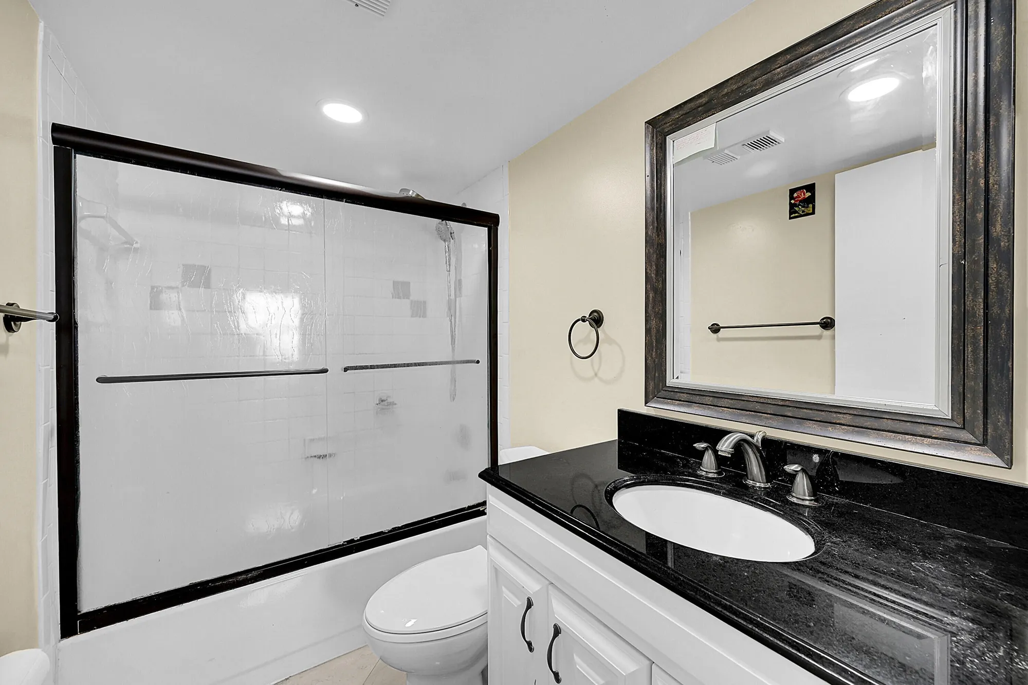 Property Slideshow image 14 of 25 | 2900 sw 22nd ave apt 512, Delray Beach, FL, 33445