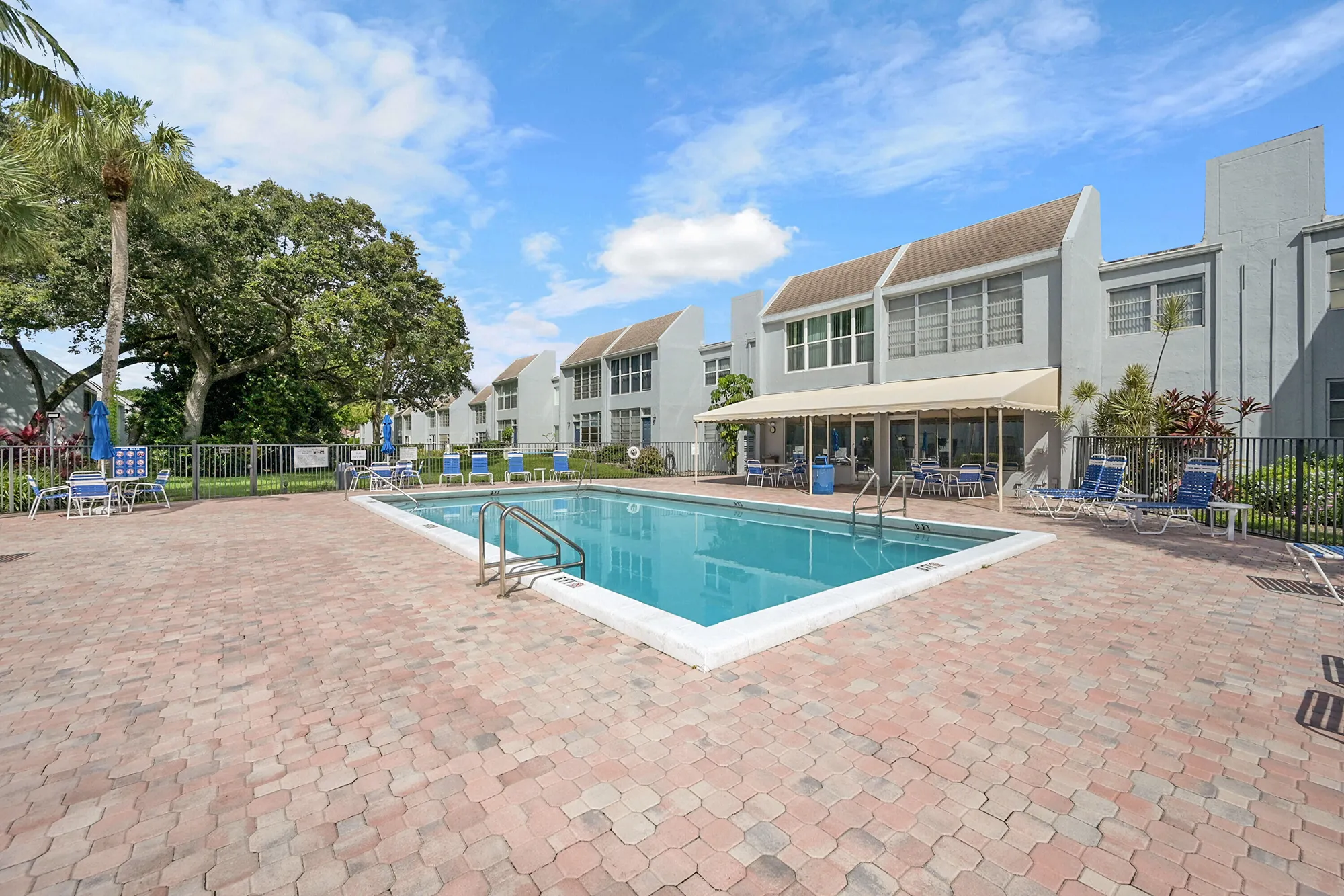 Property Slideshow image 21 of 25 | 2900 sw 22nd ave apt 512, Delray Beach, FL, 33445