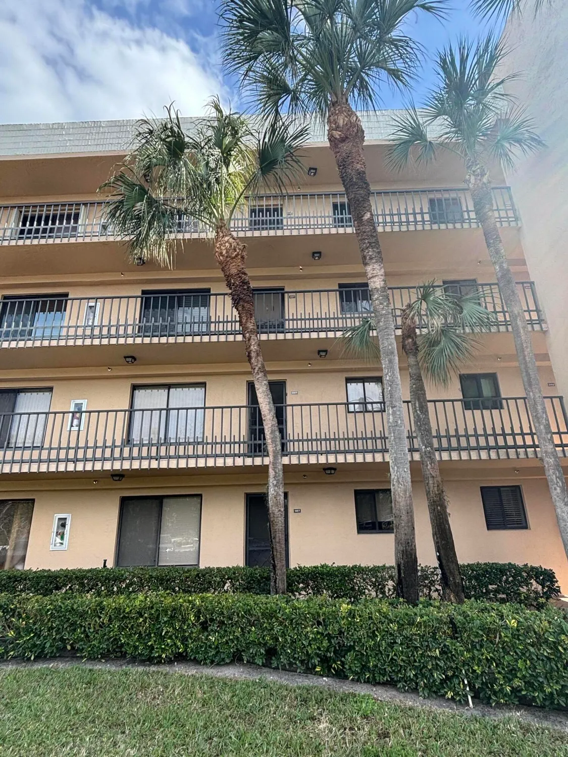 Property Slideshow image 28 of 29 | 4820 lucerne lakes blvd w apt 107, Greenacres, FL, 33467