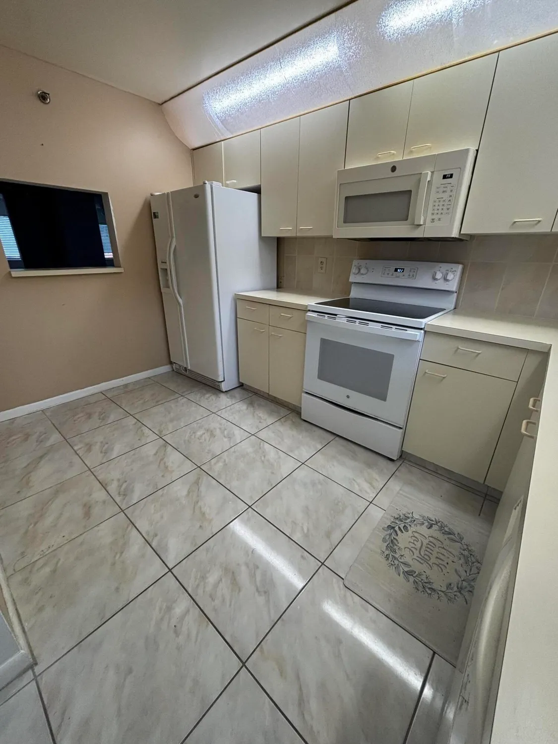 Property Slideshow image 22 of 29 | 4820 lucerne lakes blvd w apt 107, Greenacres, FL, 33467
