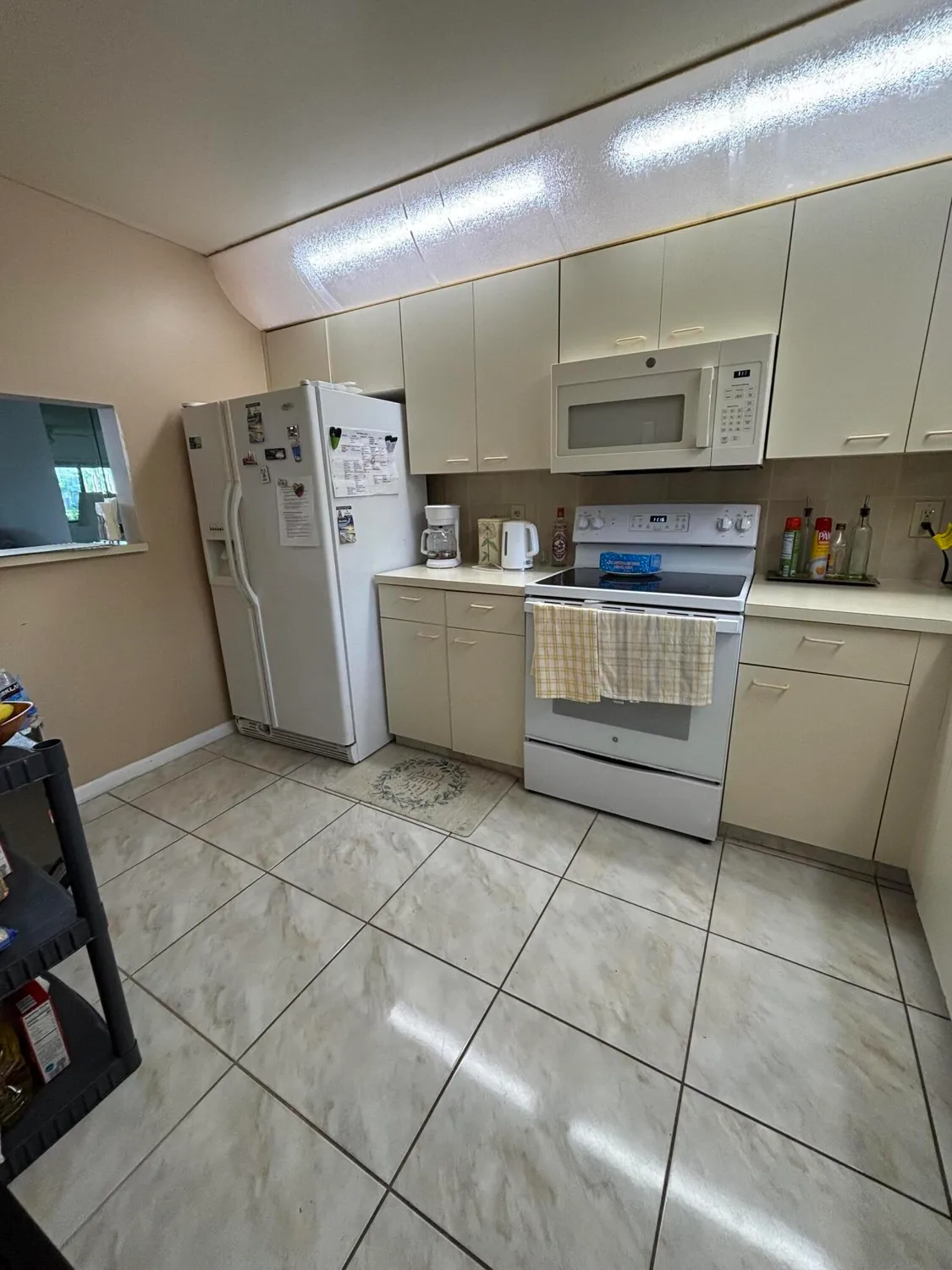 Property Slideshow image 7 of 29 | 4820 lucerne lakes blvd w apt 107, Greenacres, FL, 33467